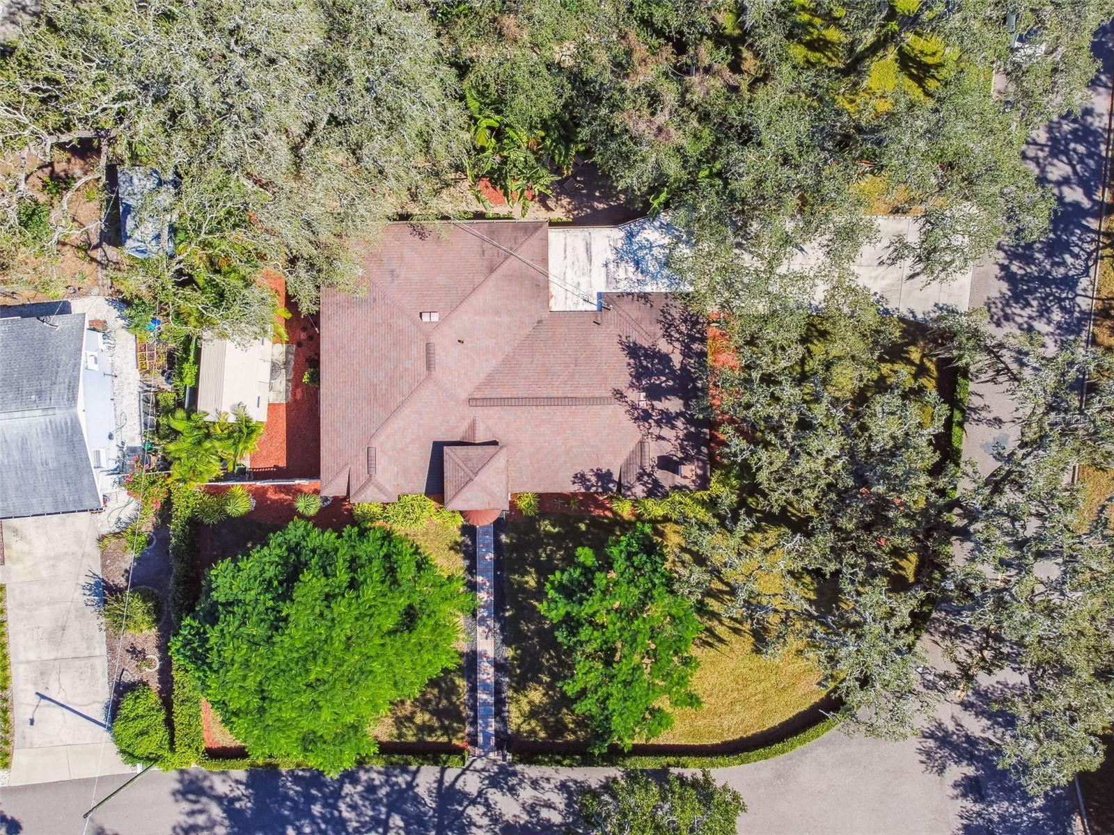 Listing photo id 45 for 207 Willowick Avenue