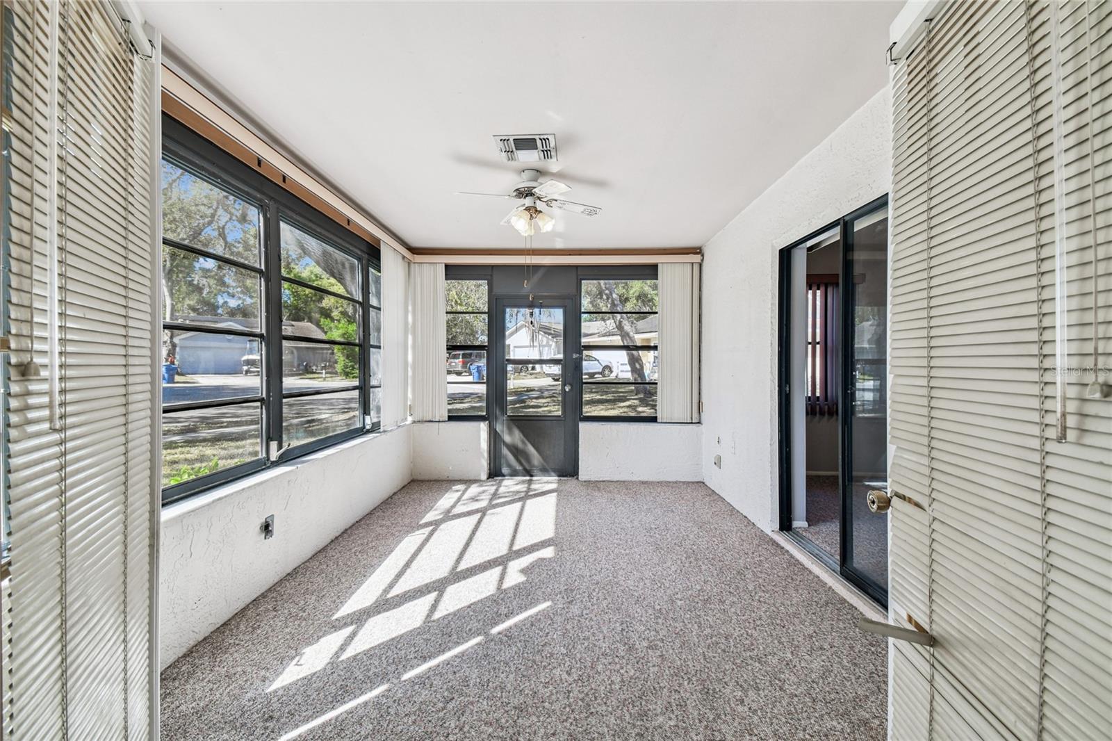Image 6 of 25 For 4535 Uzzle Way
