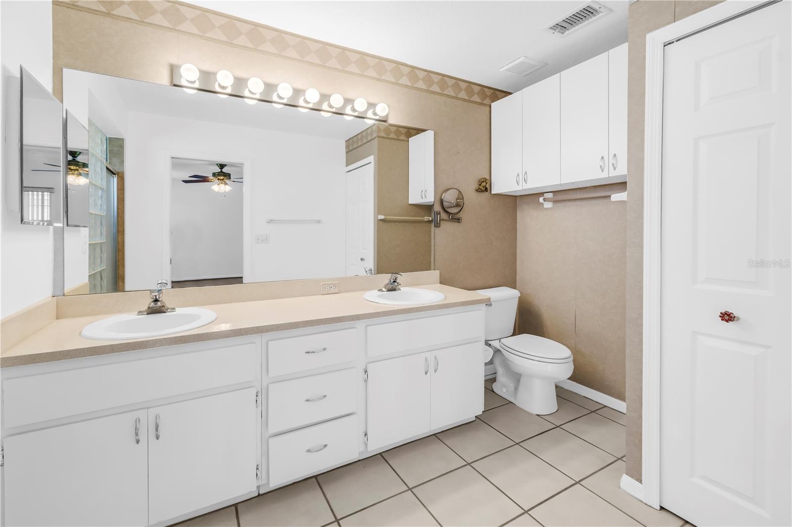 Image 24 of 59 For 8183 Eagles Park Drive N
