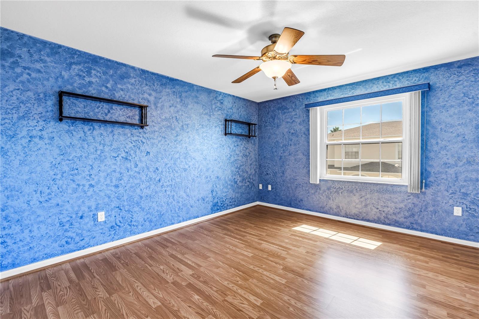 Image 30 of 59 For 8183 Eagles Park Drive N