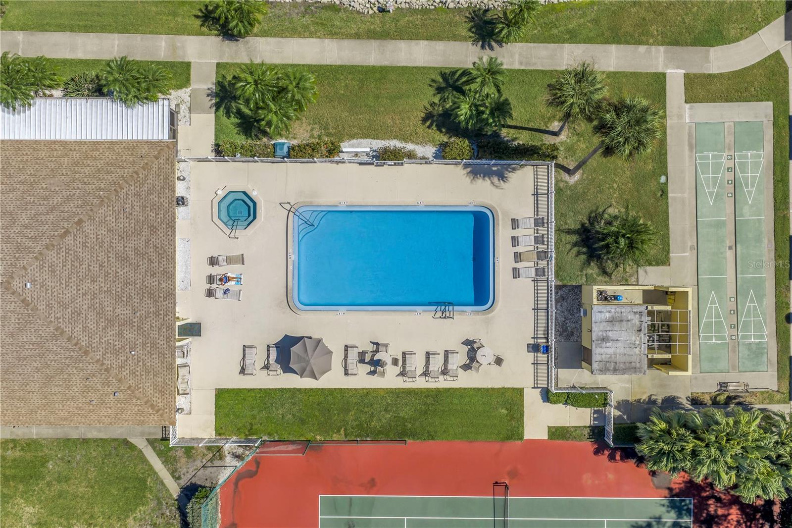 Image 6 of 59 For 8183 Eagles Park Drive N