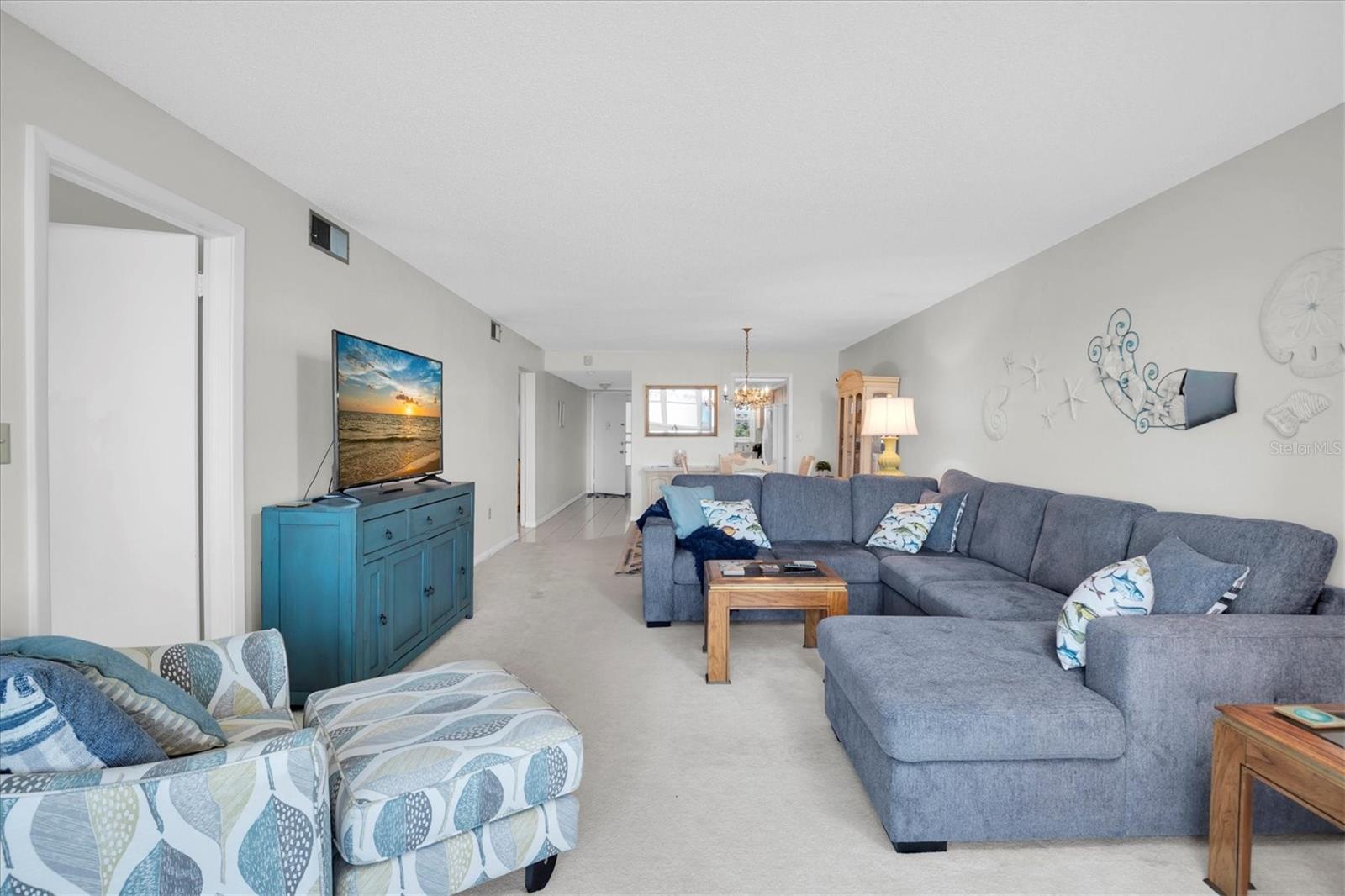 Image 12 of 26 For 5575 Gulf Boulevard 337