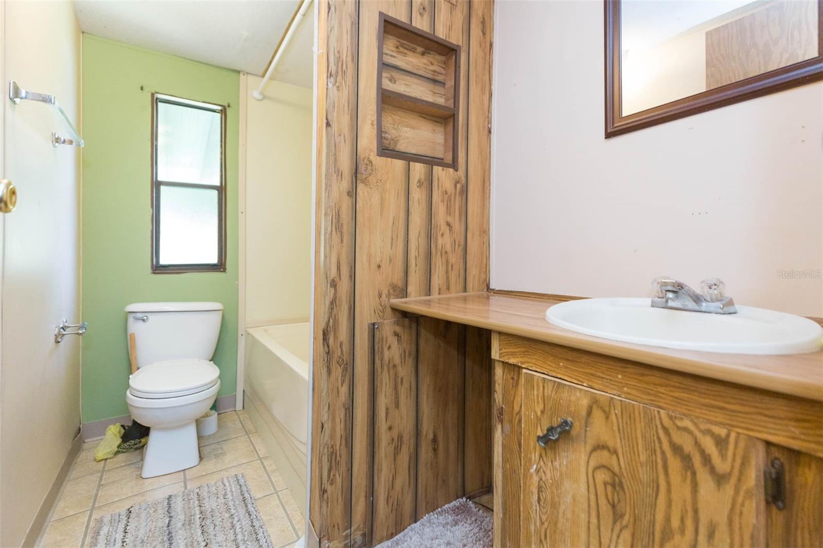 Listing photo id 23 for 11228 Marlborough Drive