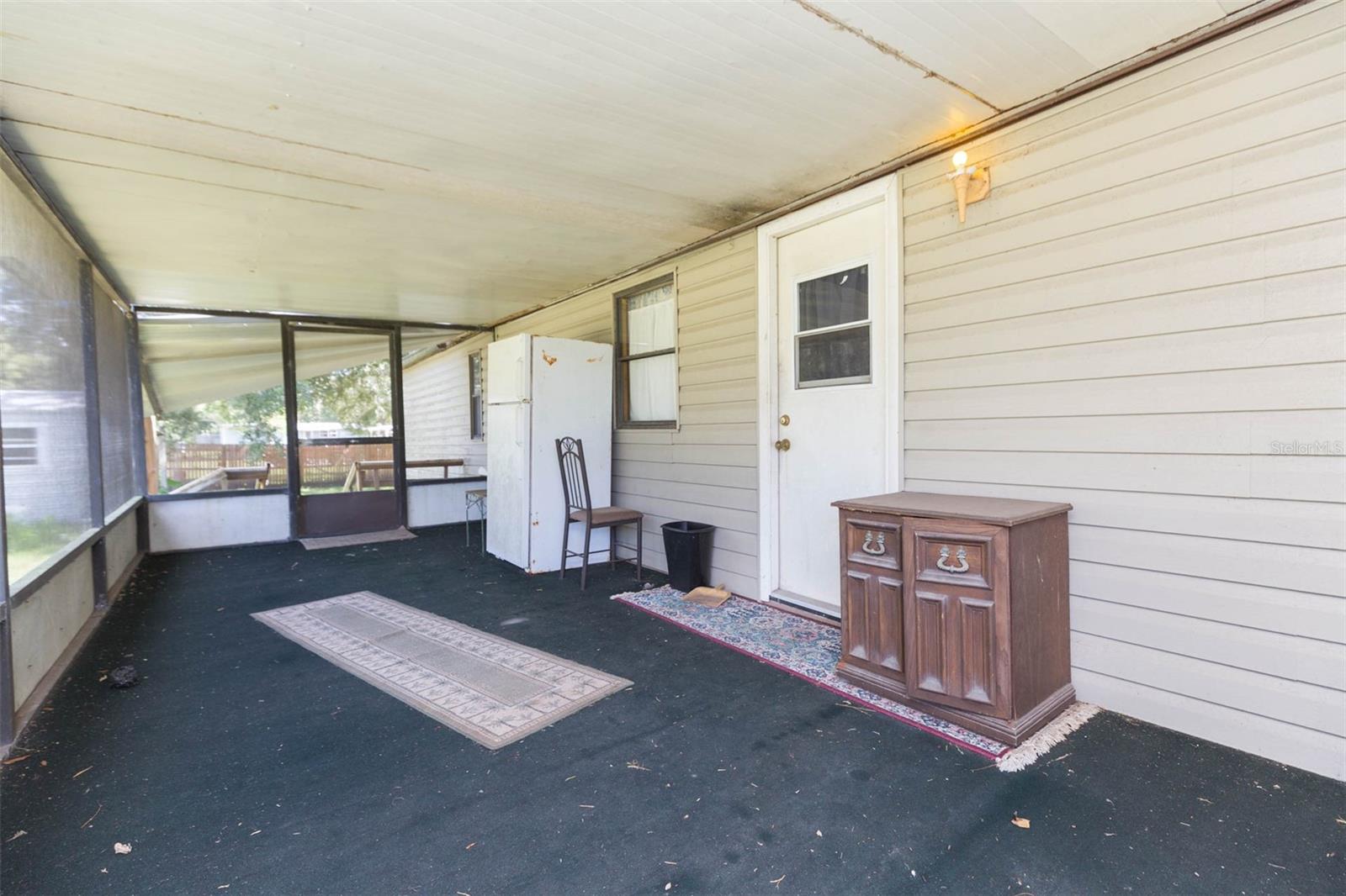 Listing photo id 25 for 11228 Marlborough Drive