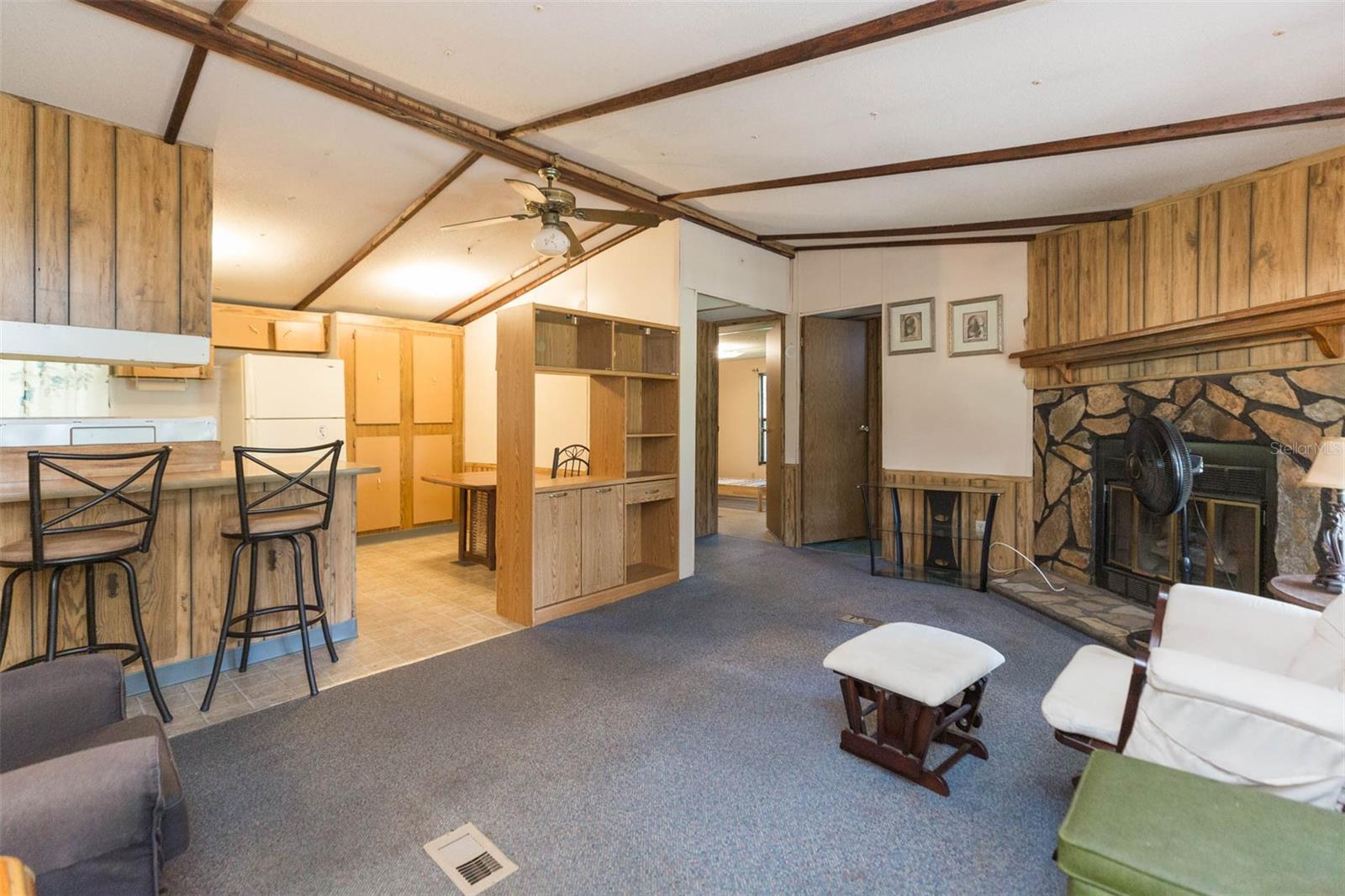 Listing photo id 4 for 11228 Marlborough Drive