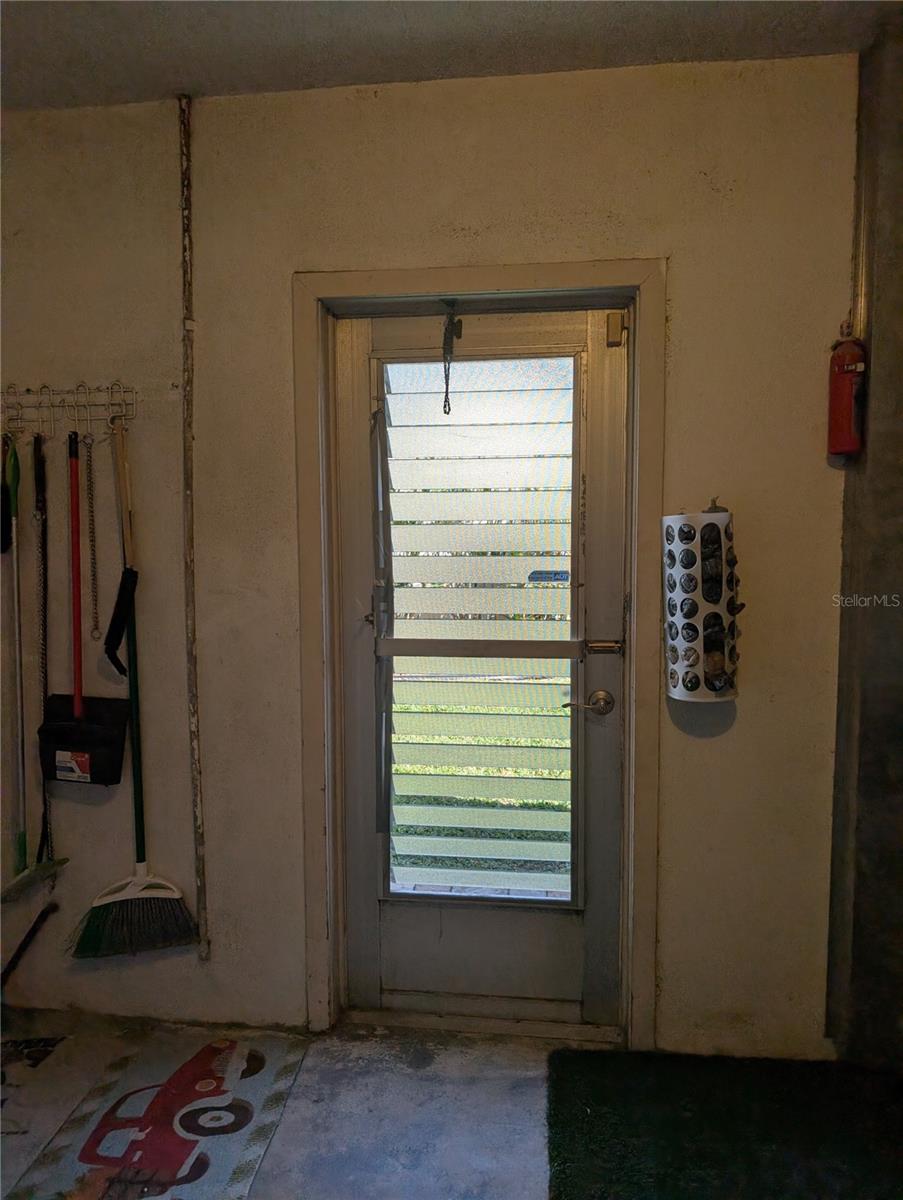 Image 16 of 66 For 4478 Lake Boulevard