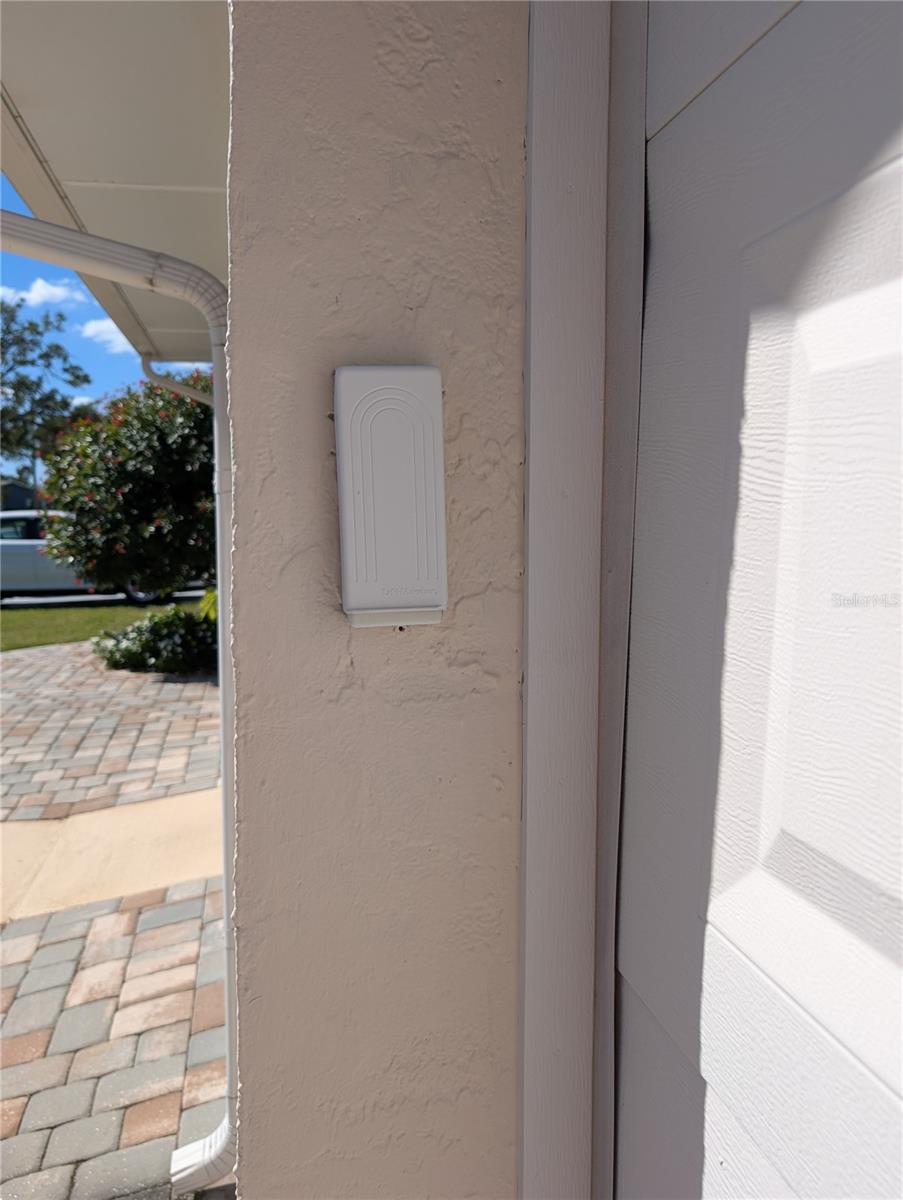 Image 47 of 66 For 4478 Lake Boulevard