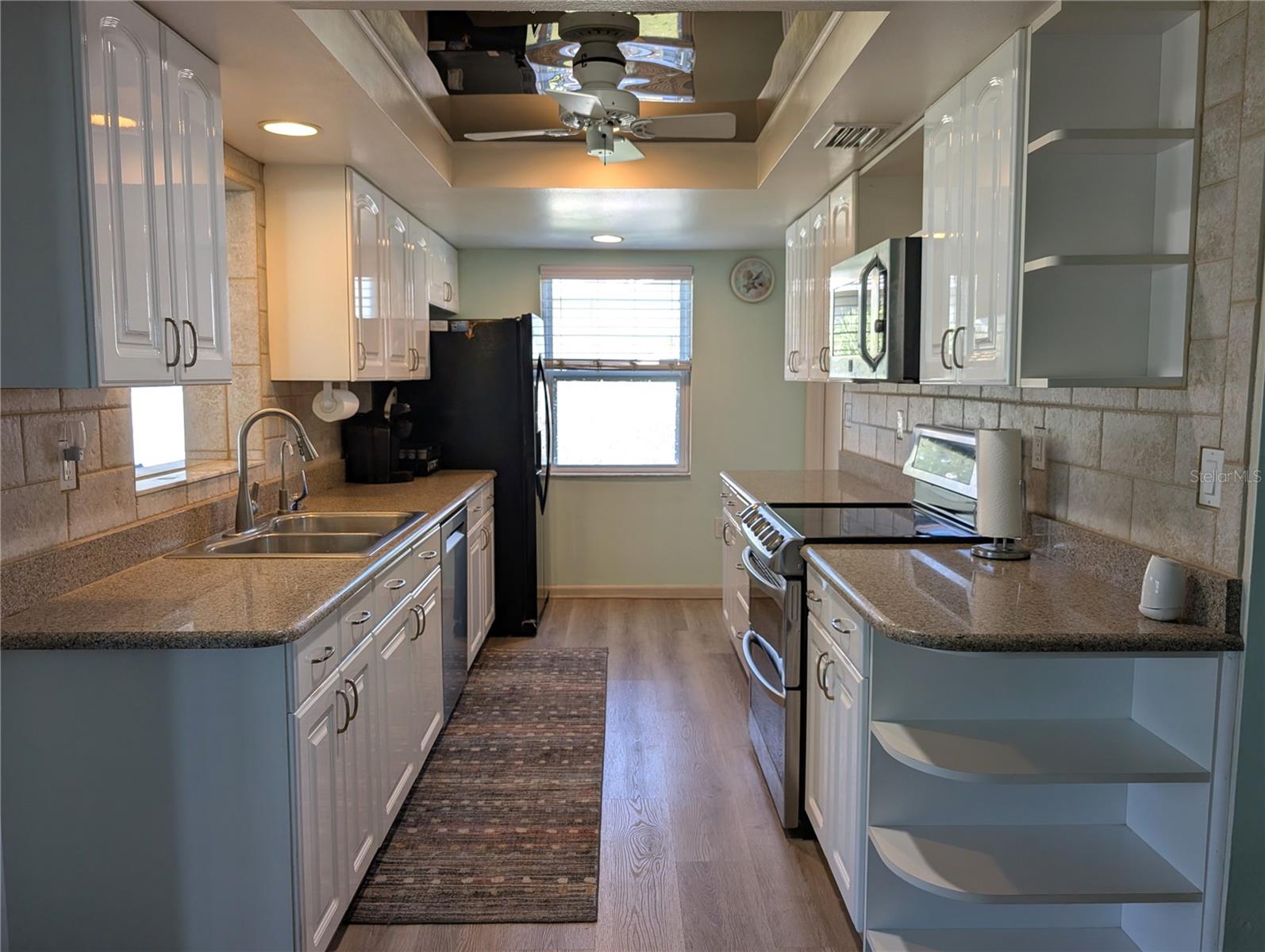 Image 7 of 66 For 4478 Lake Boulevard