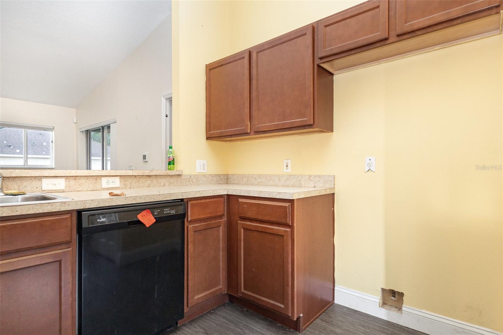 Image 16 of 35 For 105 Paradise Woods Court