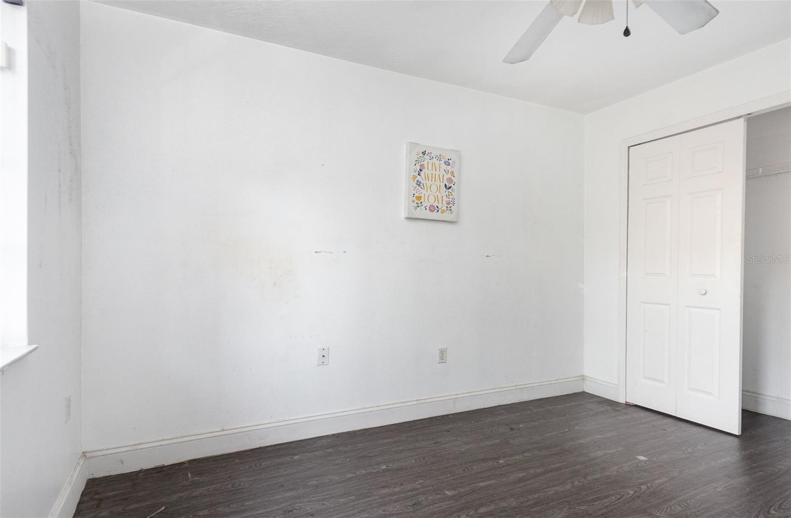 Image 25 of 35 For 105 Paradise Woods Court