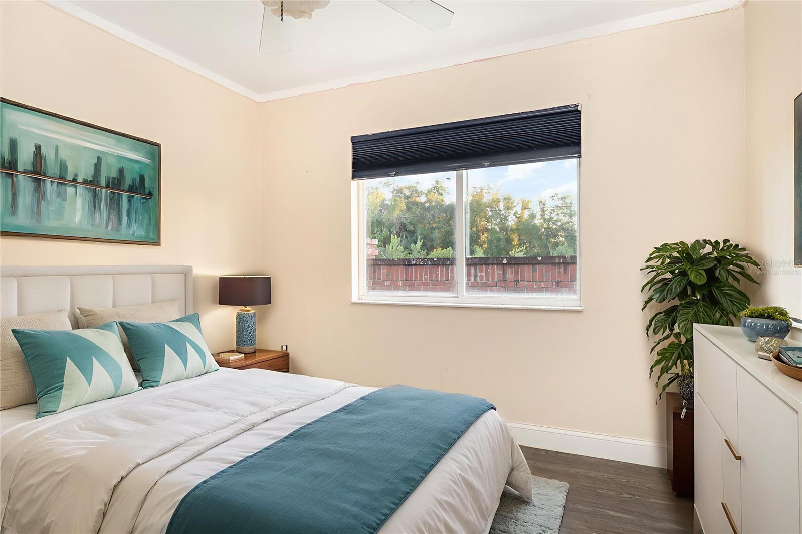 Image 27 of 35 For 105 Paradise Woods Court