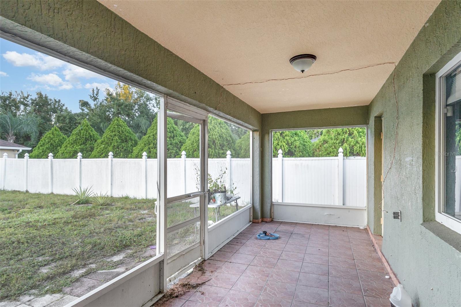 Image 31 of 35 For 105 Paradise Woods Court