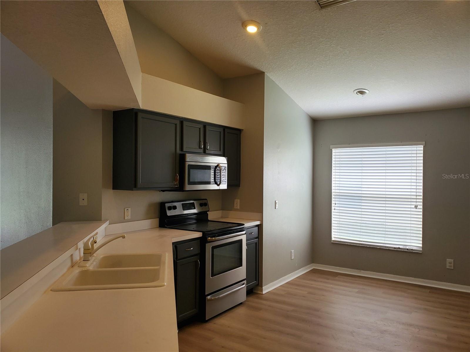 Image 5 of 20 For 3414 Berry Blossom Lane