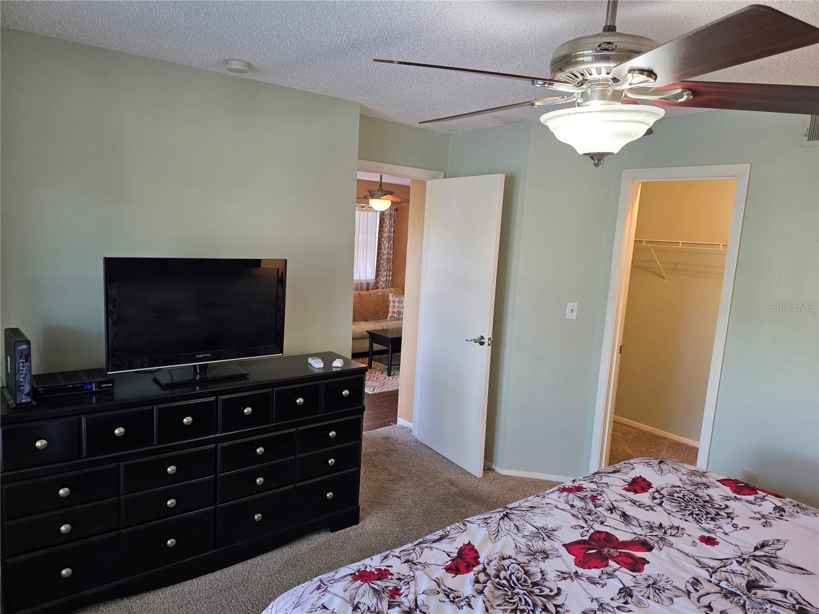 Image 15 of 43 For 115 112th Avenue Ne 1028