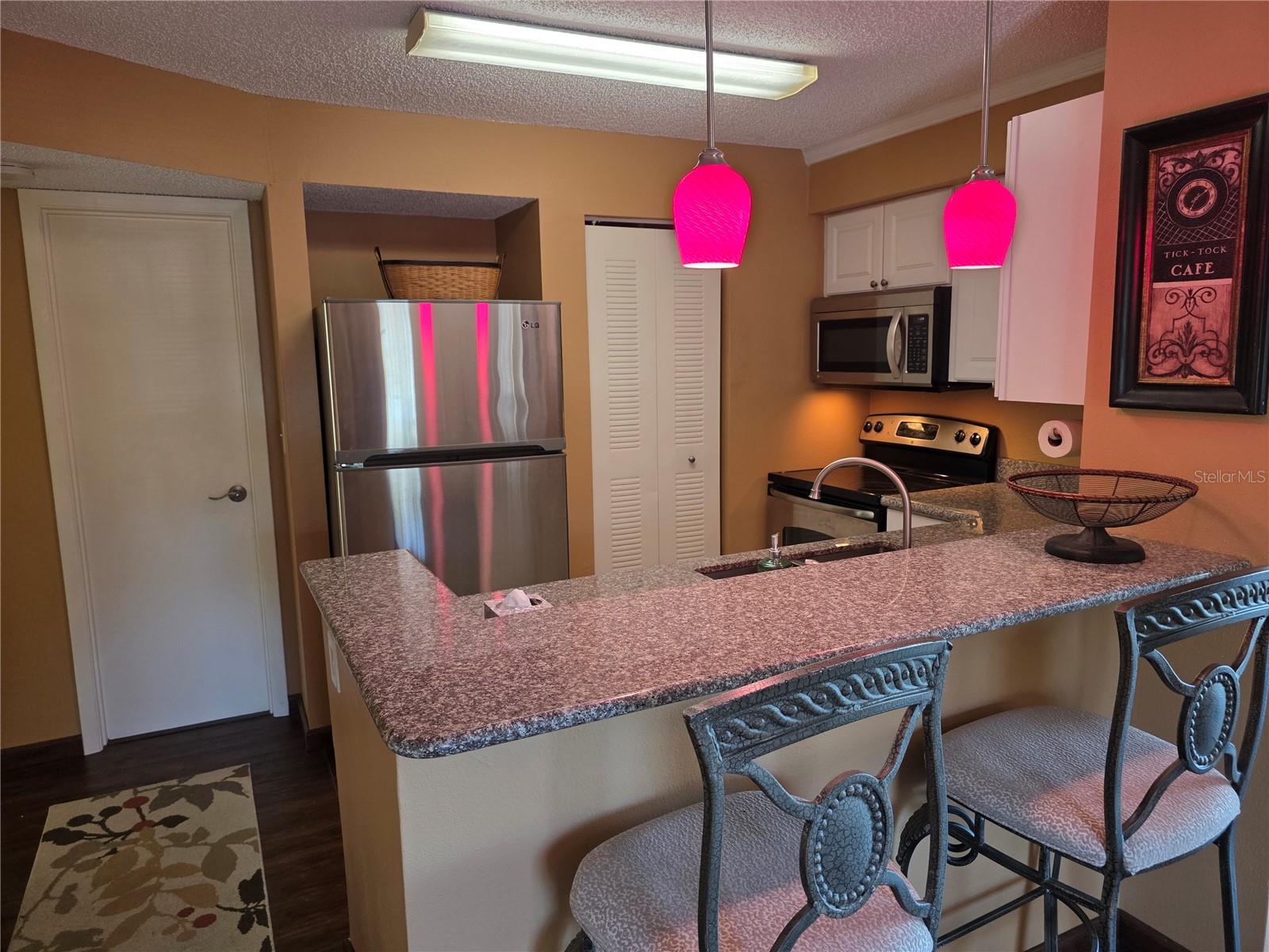 Image 9 of 43 For 115 112th Avenue Ne 1028