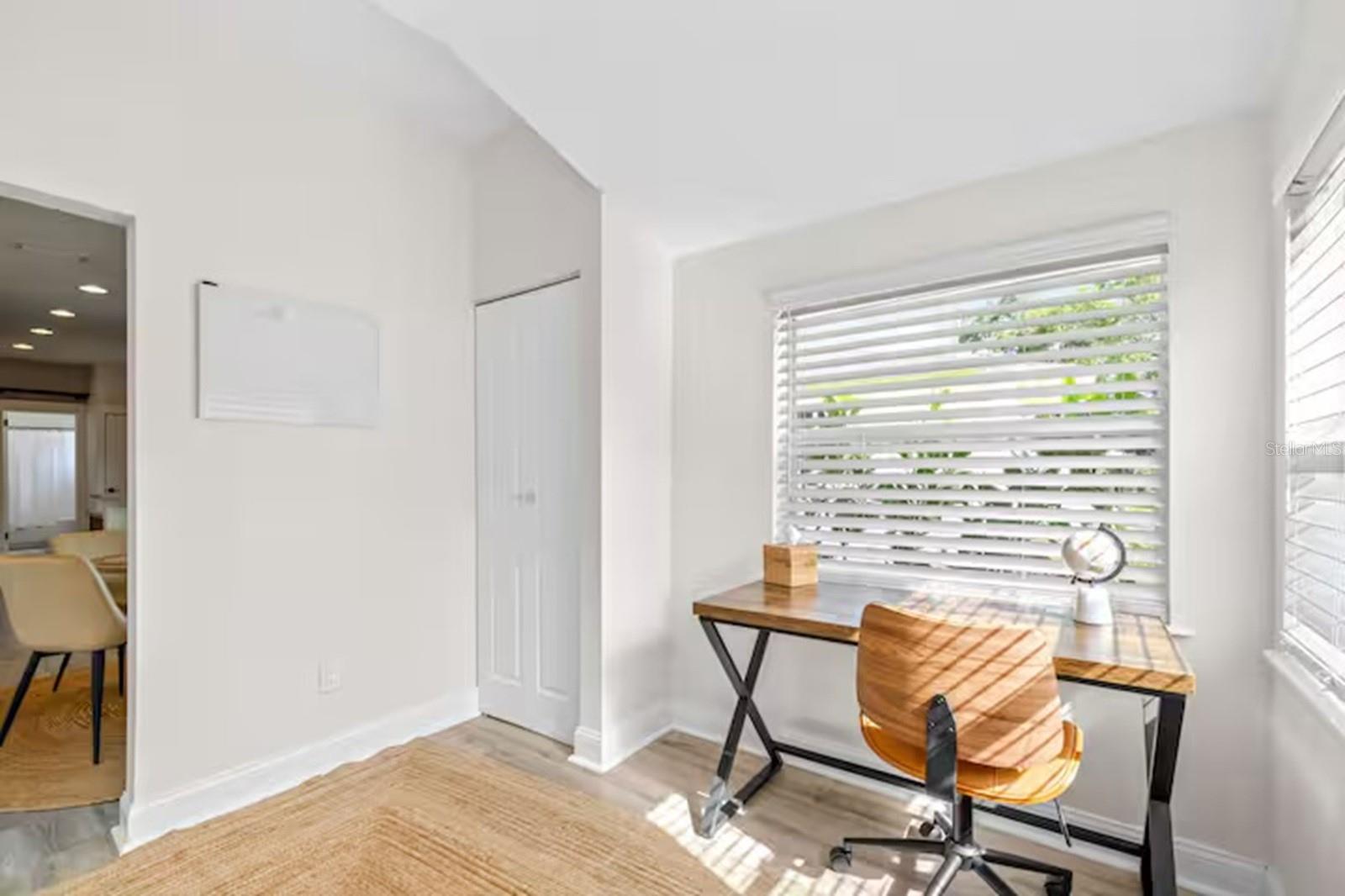 Image 10 of 33 For 7413 Elliott Street