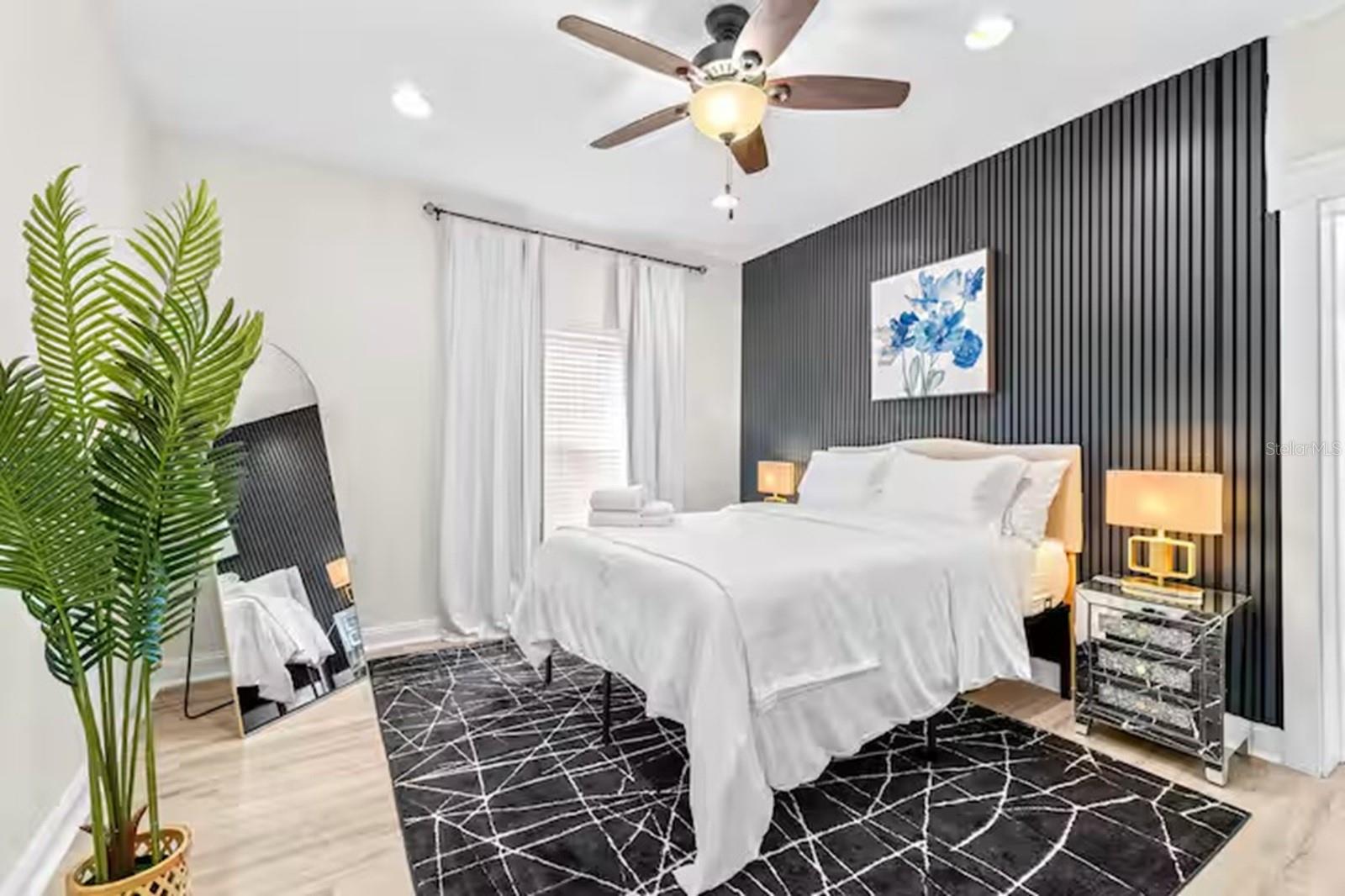 Image 20 of 33 For 7413 Elliott Street