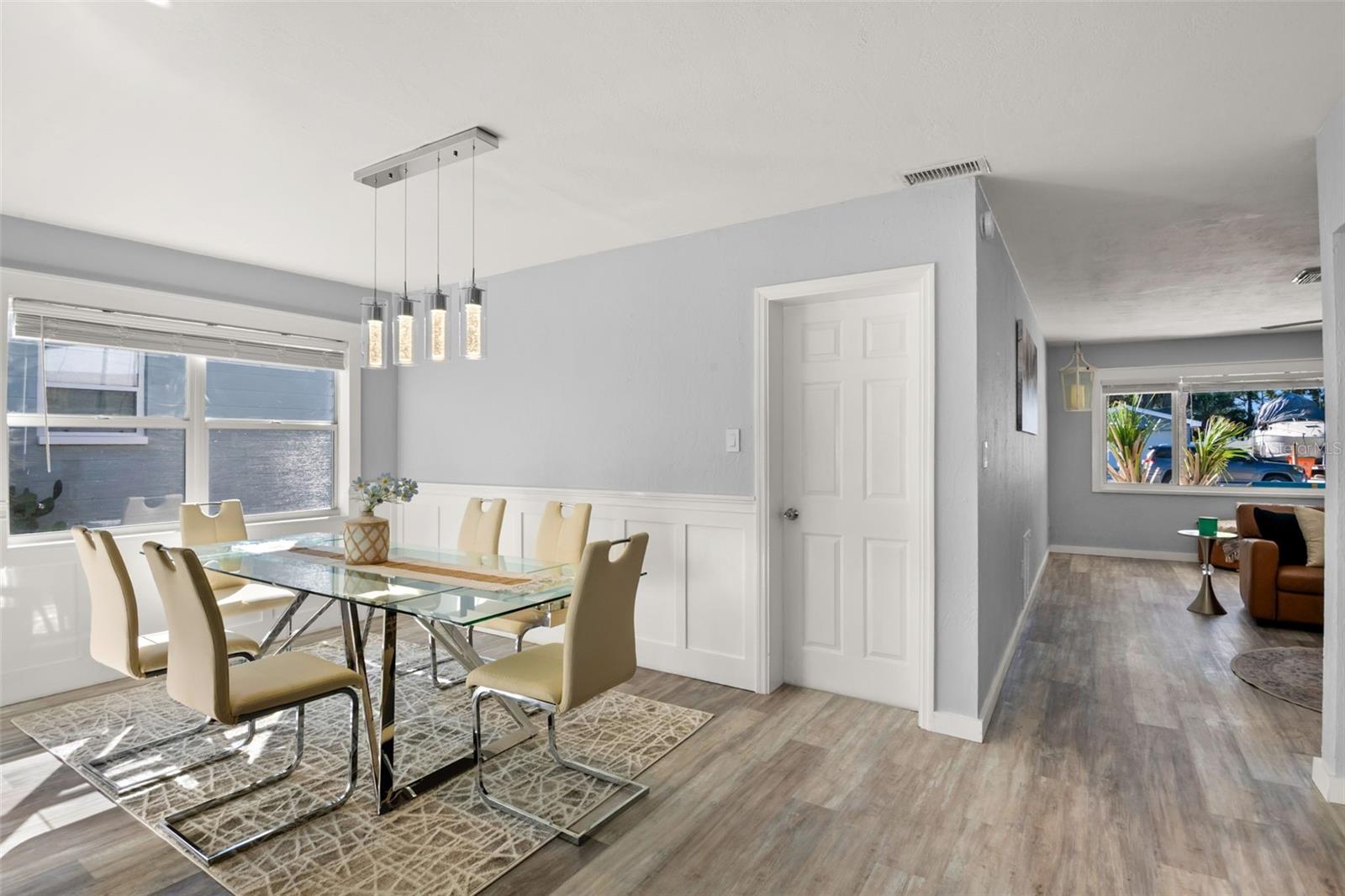 Image 15 of 49 For 8341 41st Avenue N