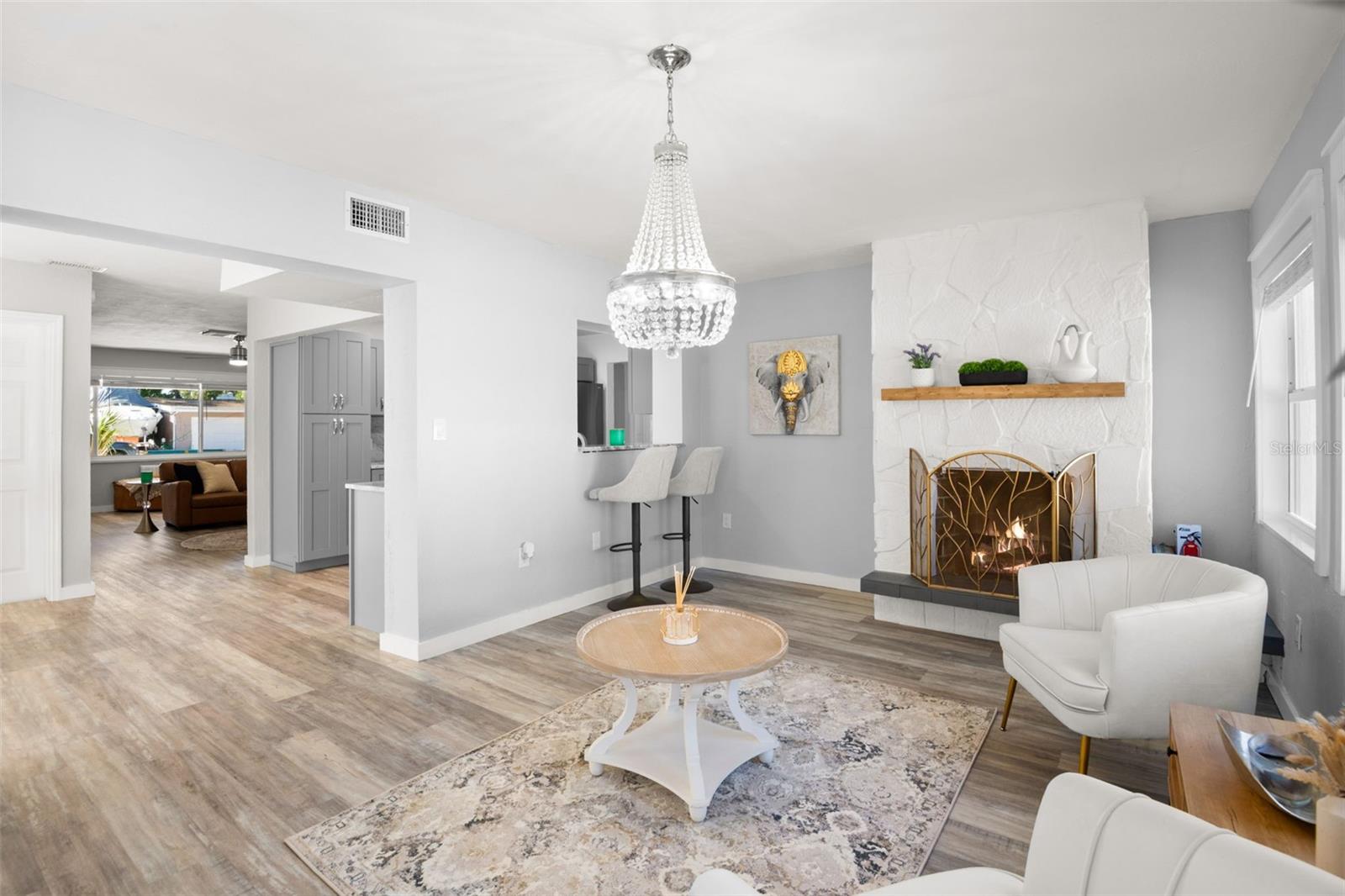 Image 17 of 49 For 8341 41st Avenue N