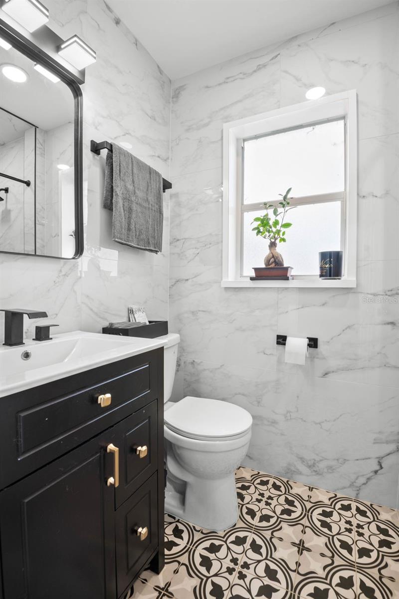 Image 23 of 49 For 8341 41st Avenue N