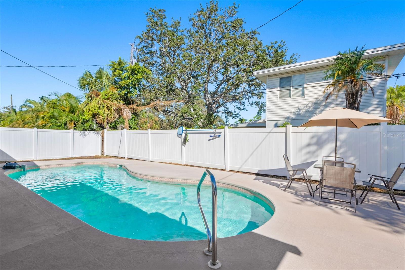 Image 31 of 49 For 8341 41st Avenue N