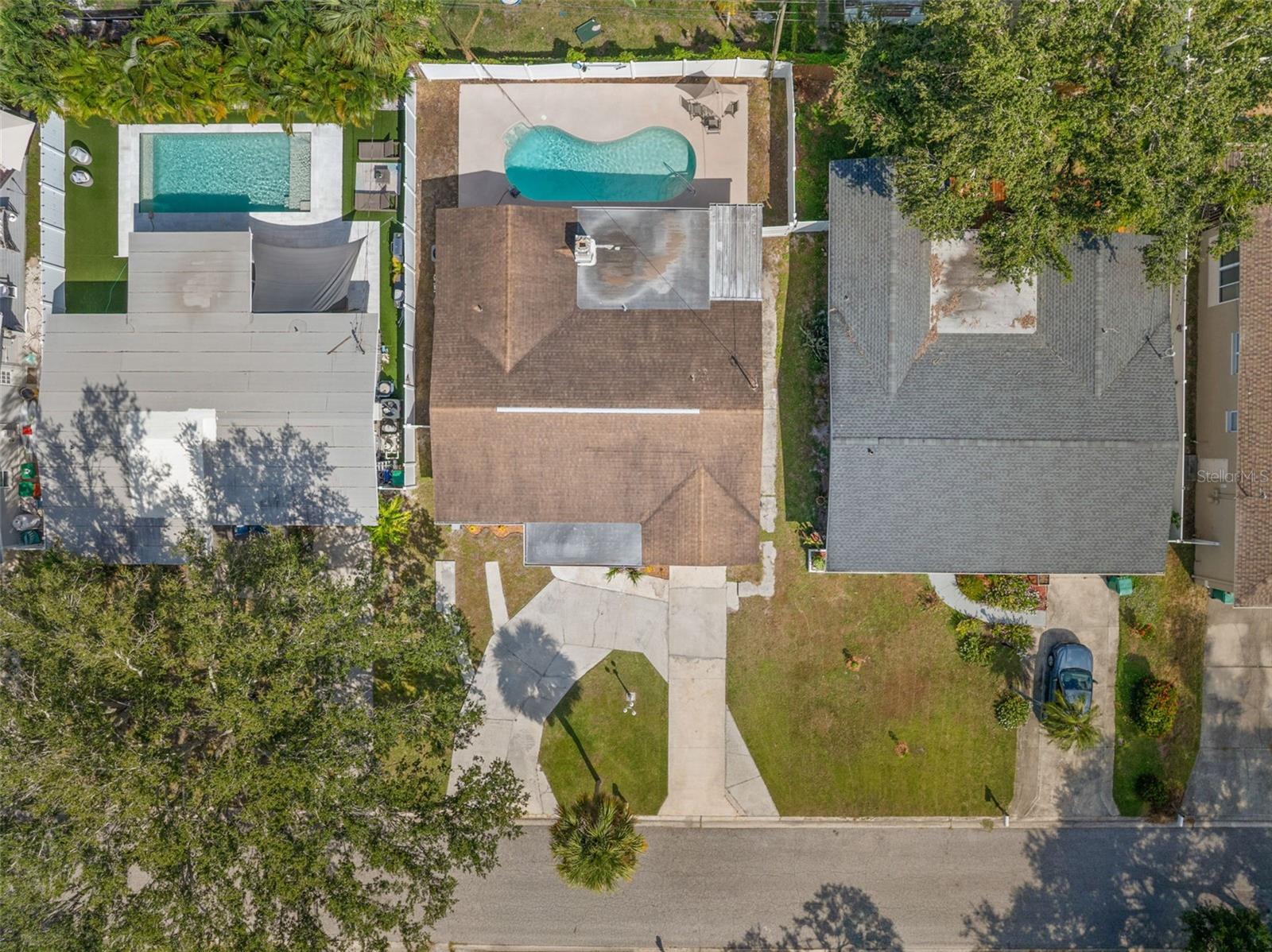 Image 40 of 49 For 8341 41st Avenue N