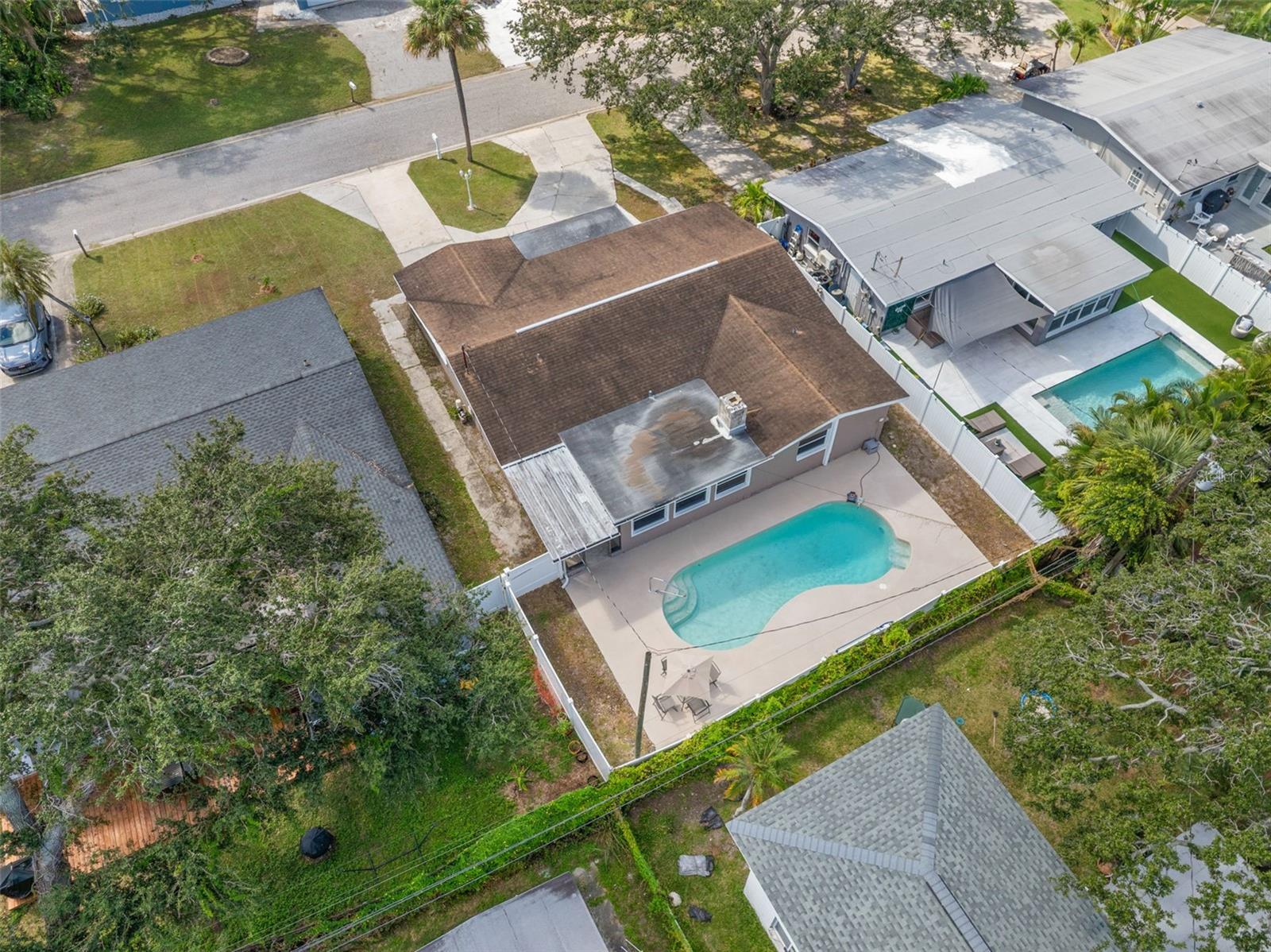 Image 41 of 49 For 8341 41st Avenue N