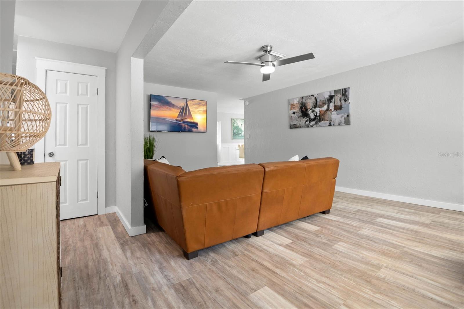 Image 7 of 49 For 8341 41st Avenue N