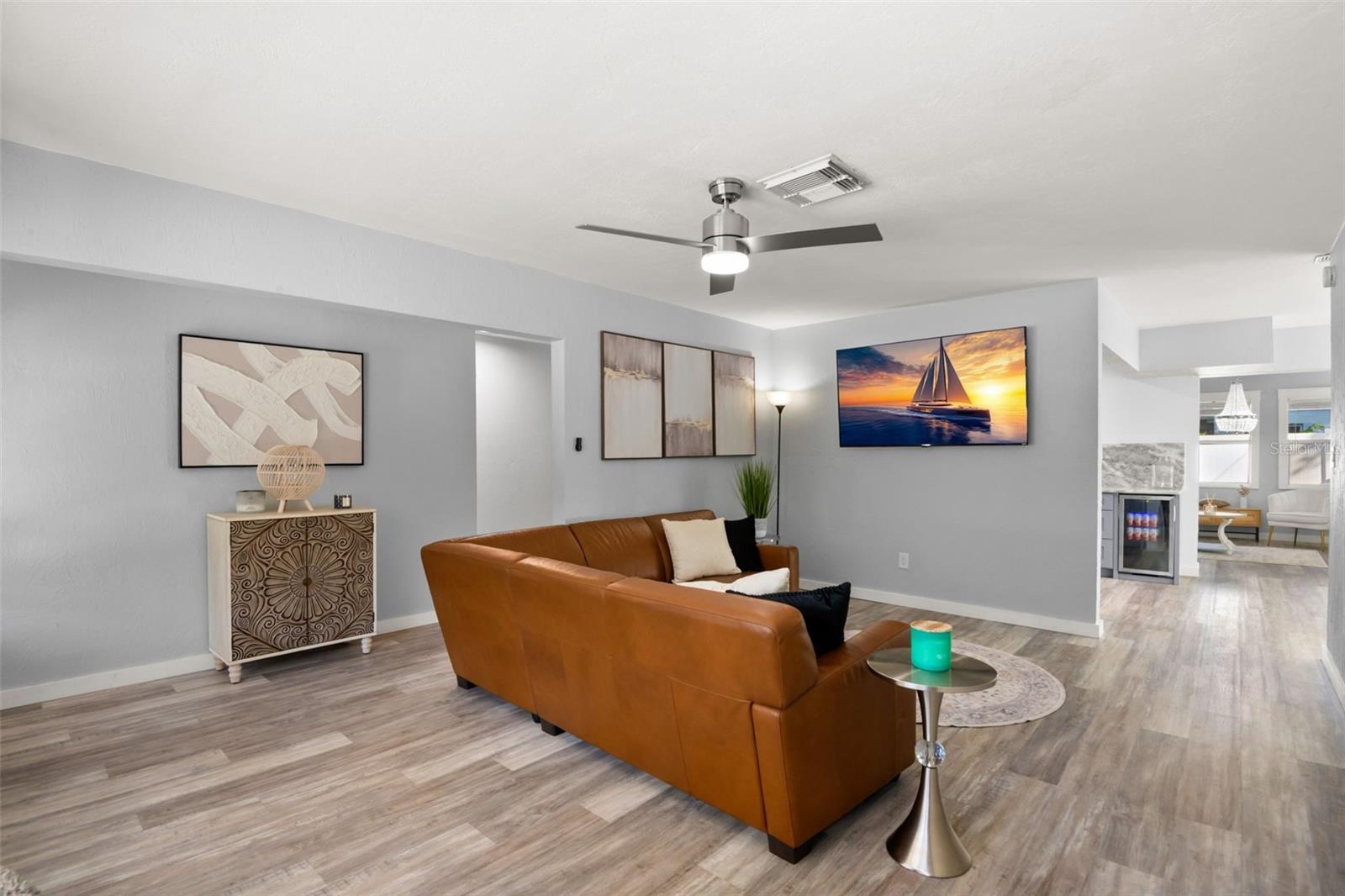 Image 8 of 49 For 8341 41st Avenue N