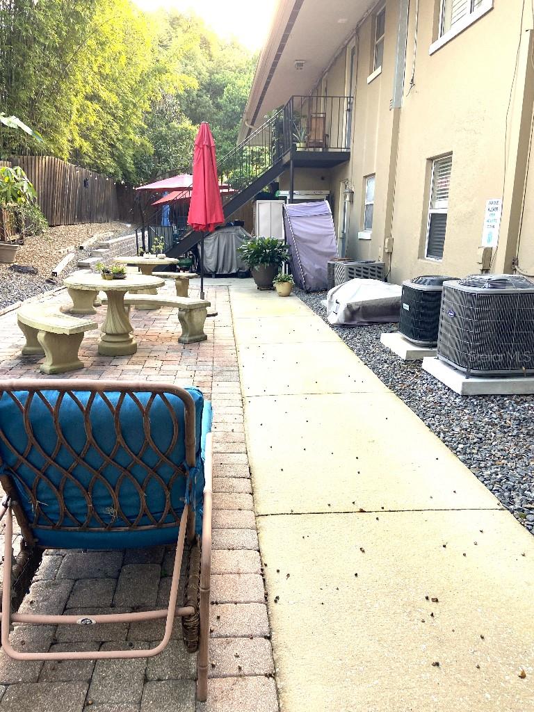 Image 12 of 12 For 719 Mount Vernon Street 1