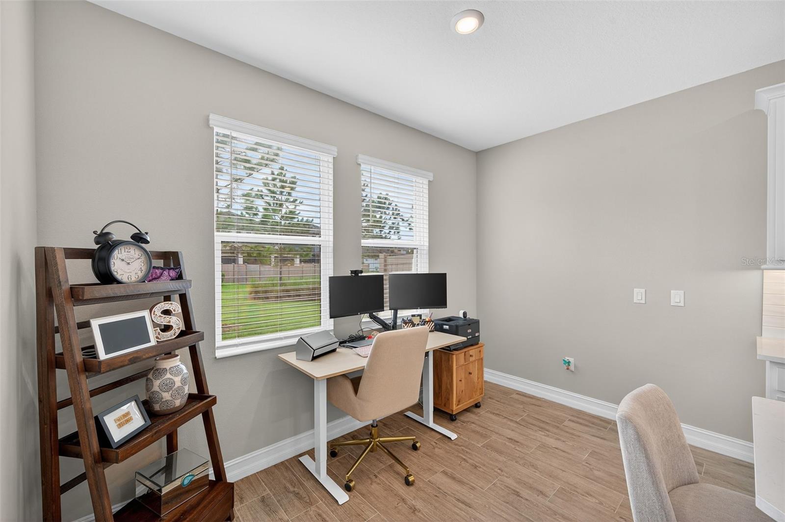 Image 11 of 43 For 4580 Almada Lane