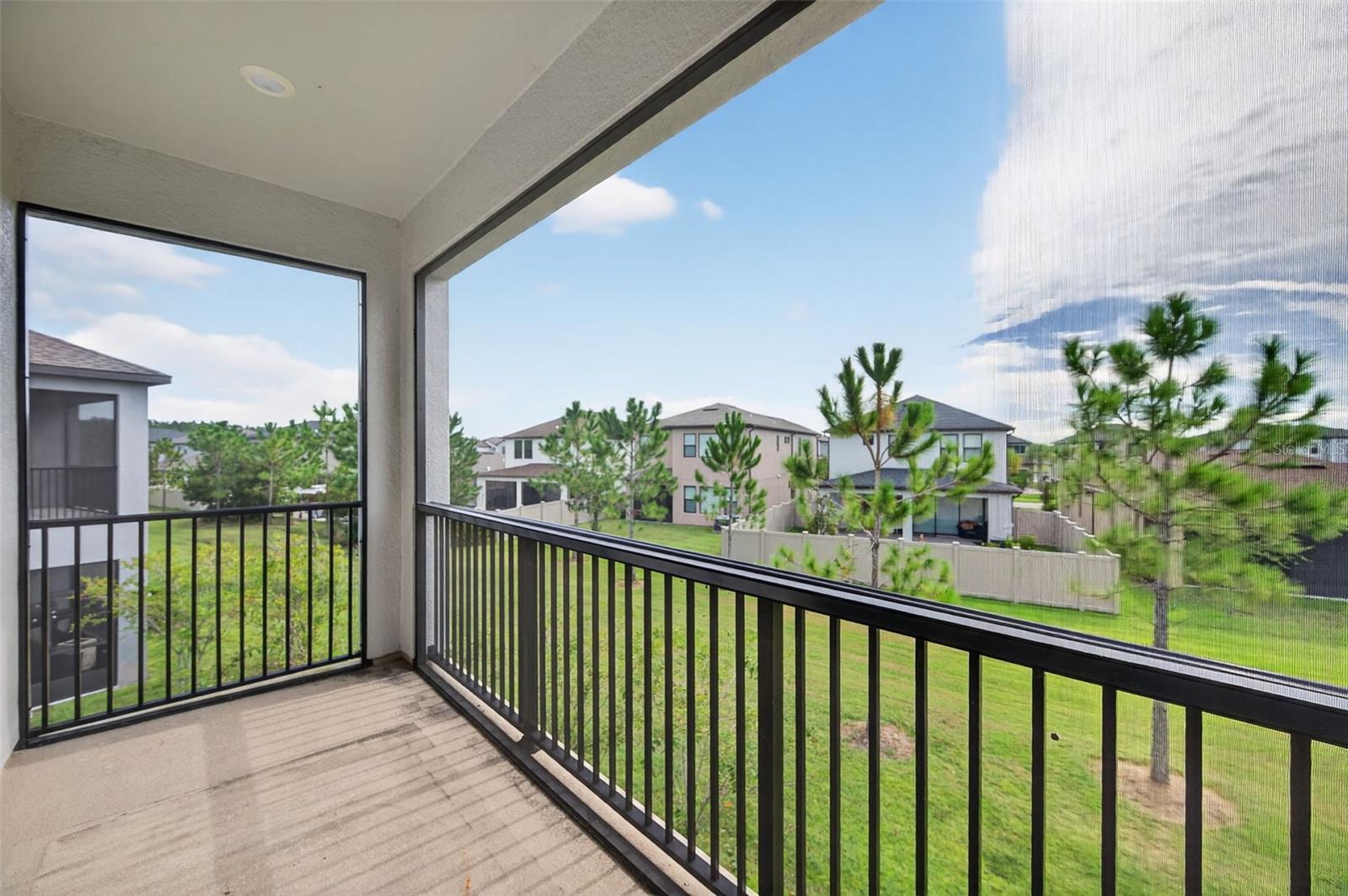 Image 34 of 43 For 4580 Almada Lane