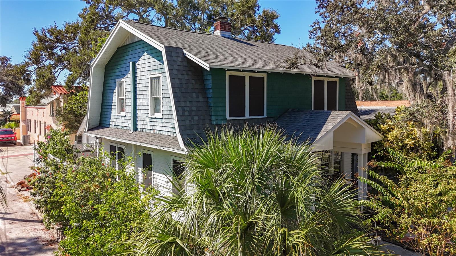 Image 12 of 86 For 5226 30th Avenue S
