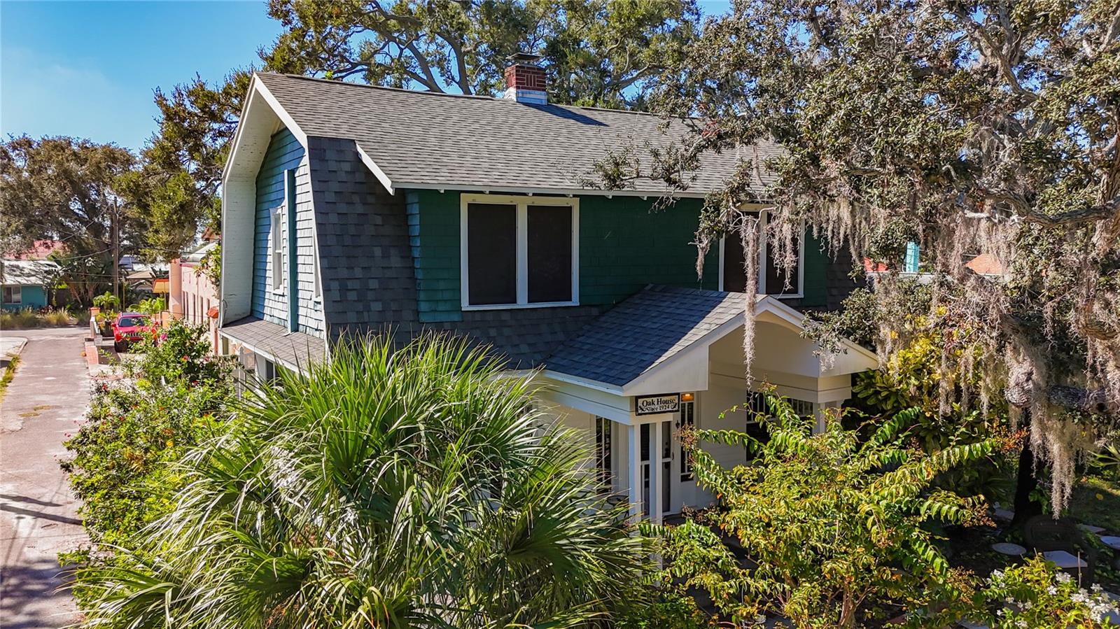 Image 13 of 86 For 5226 30th Avenue S