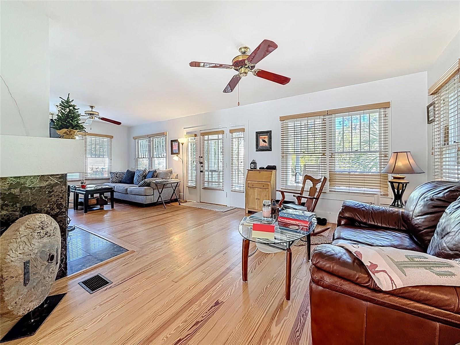Image 30 of 86 For 5226 30th Avenue S