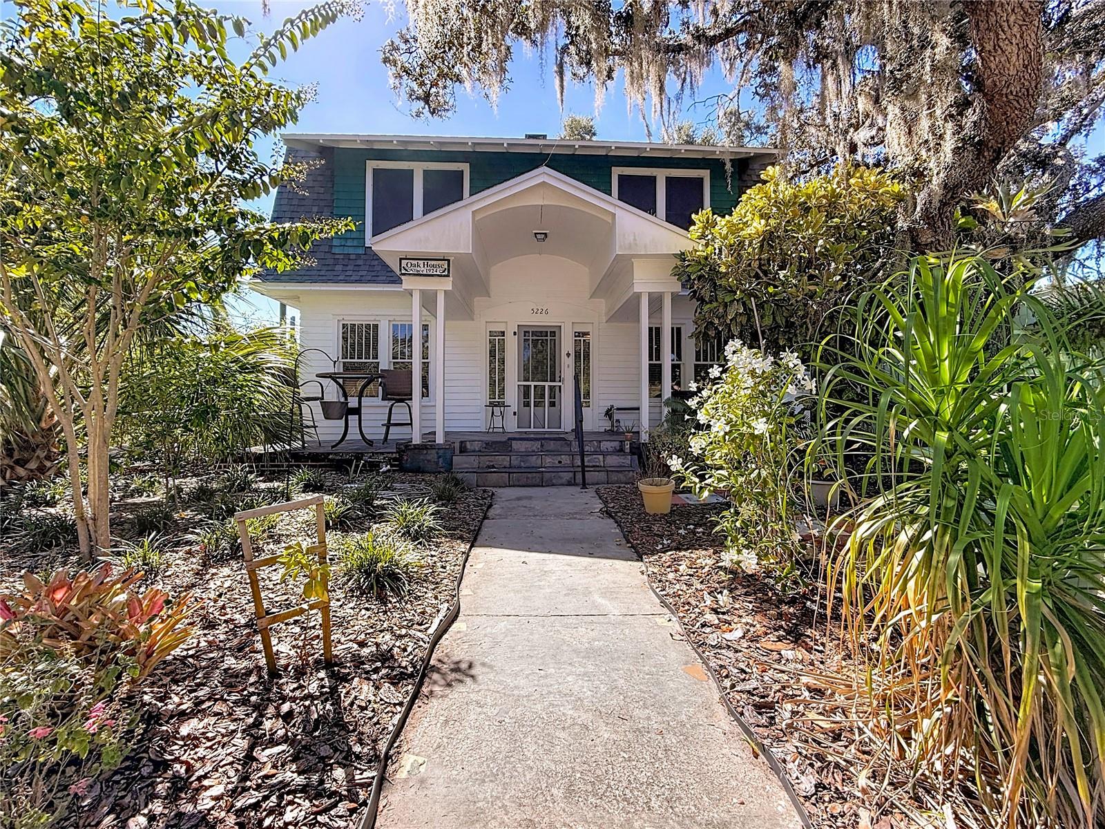 Image 4 of 86 For 5226 30th Avenue S