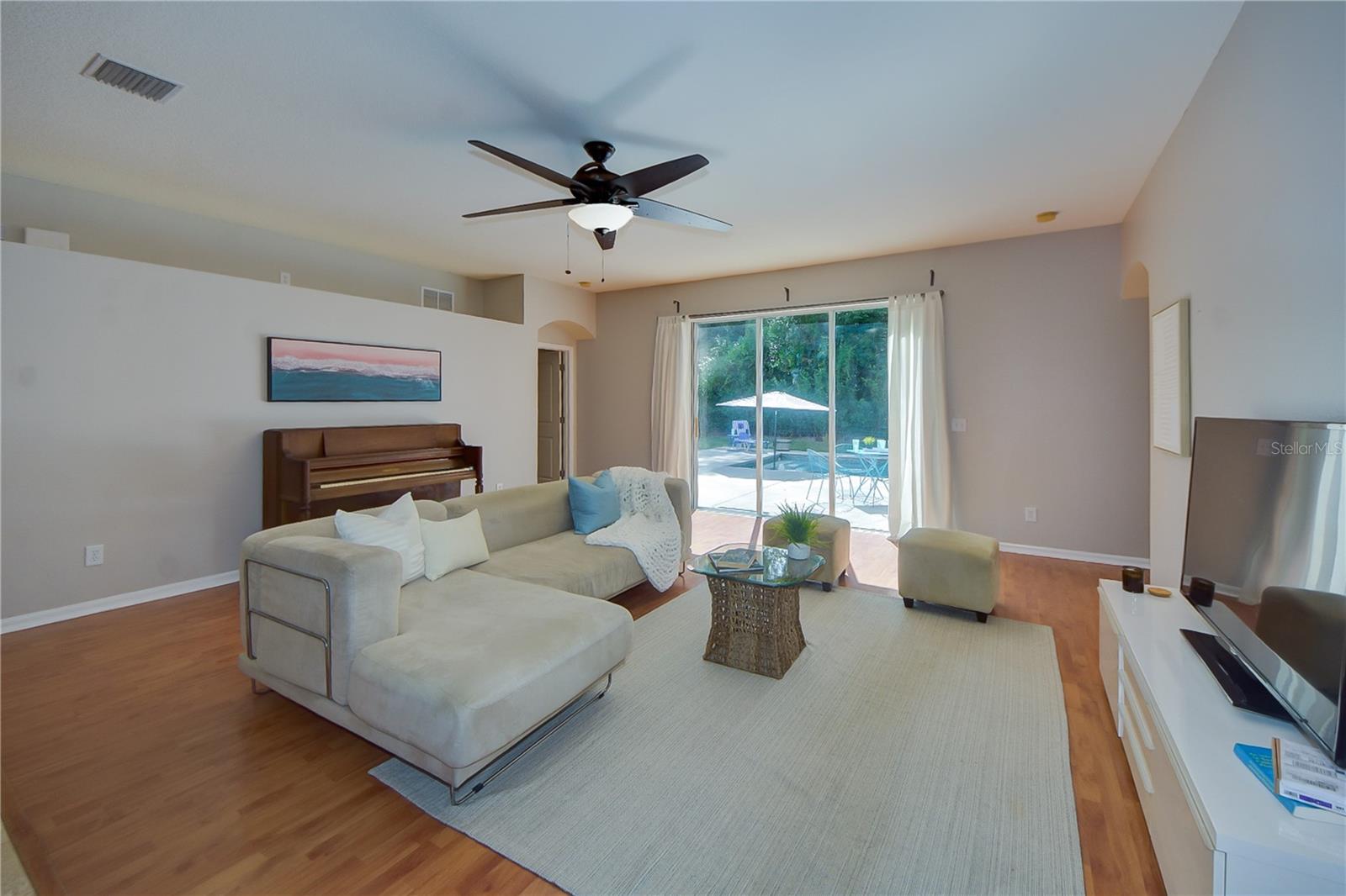 Image 23 of 41 For 2823 Windcrest Oaks Court