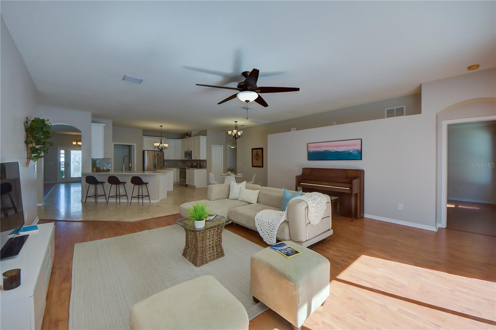 Image 26 of 41 For 2823 Windcrest Oaks Court