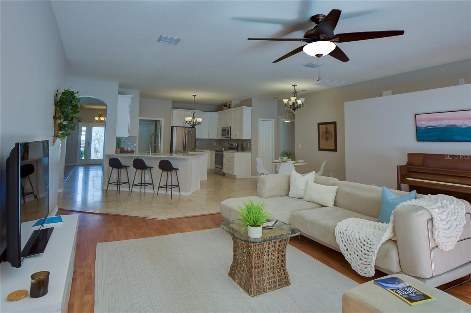 Image 27 of 41 For 2823 Windcrest Oaks Court