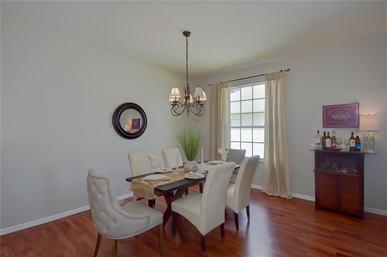 Image 7 of 41 For 2823 Windcrest Oaks Court