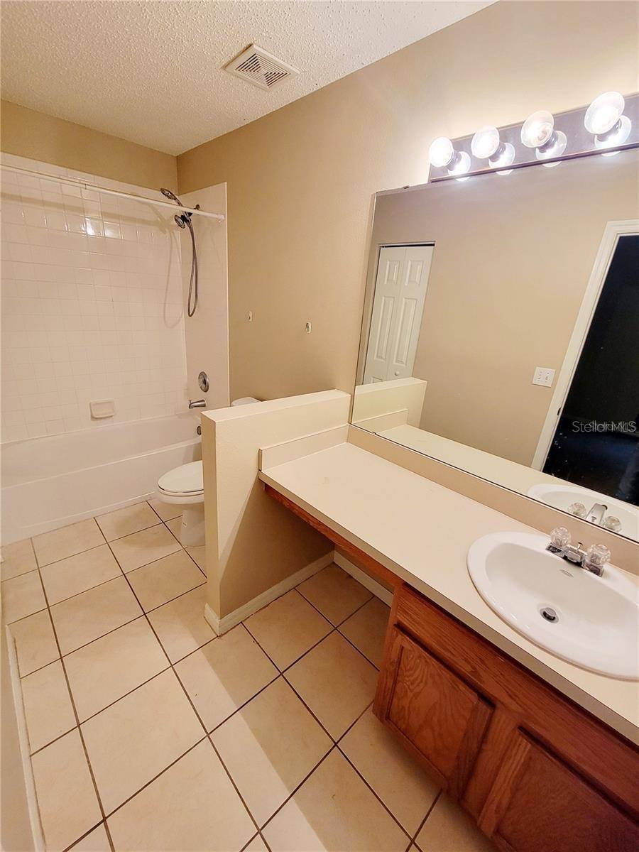 Image 10 of 18 For 4307 Winding River Way