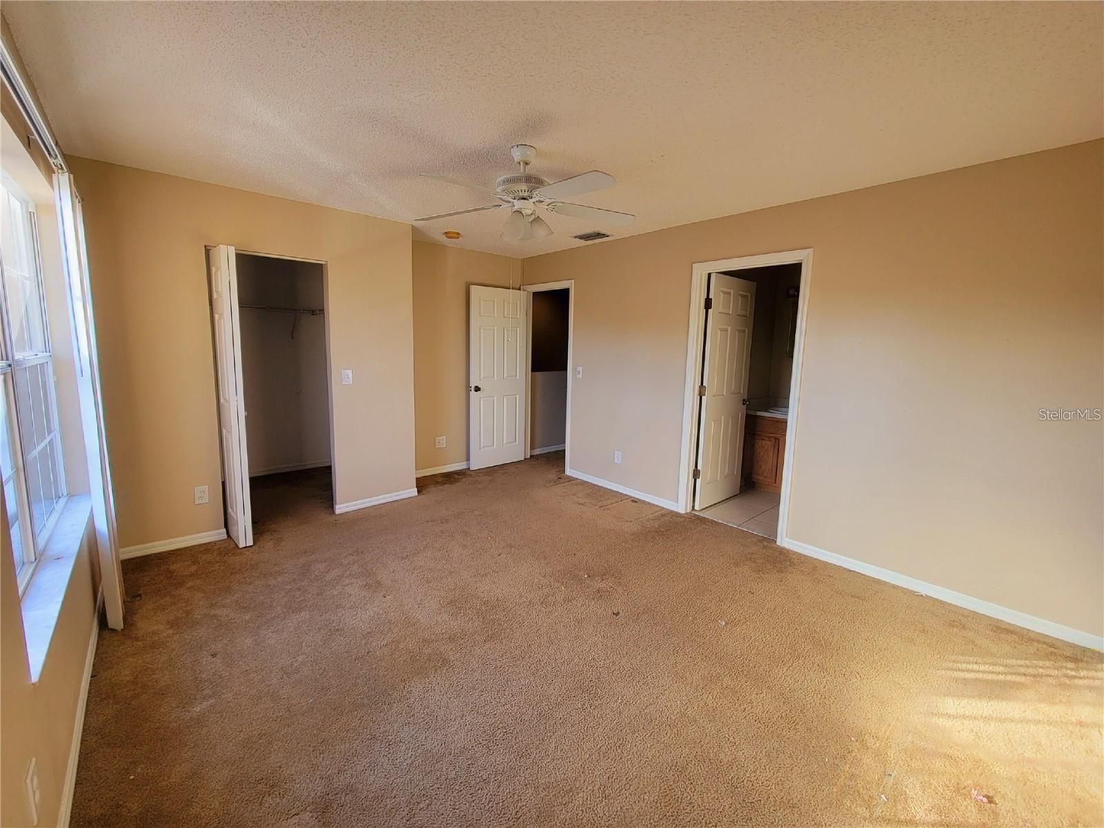 Image 13 of 18 For 4307 Winding River Way