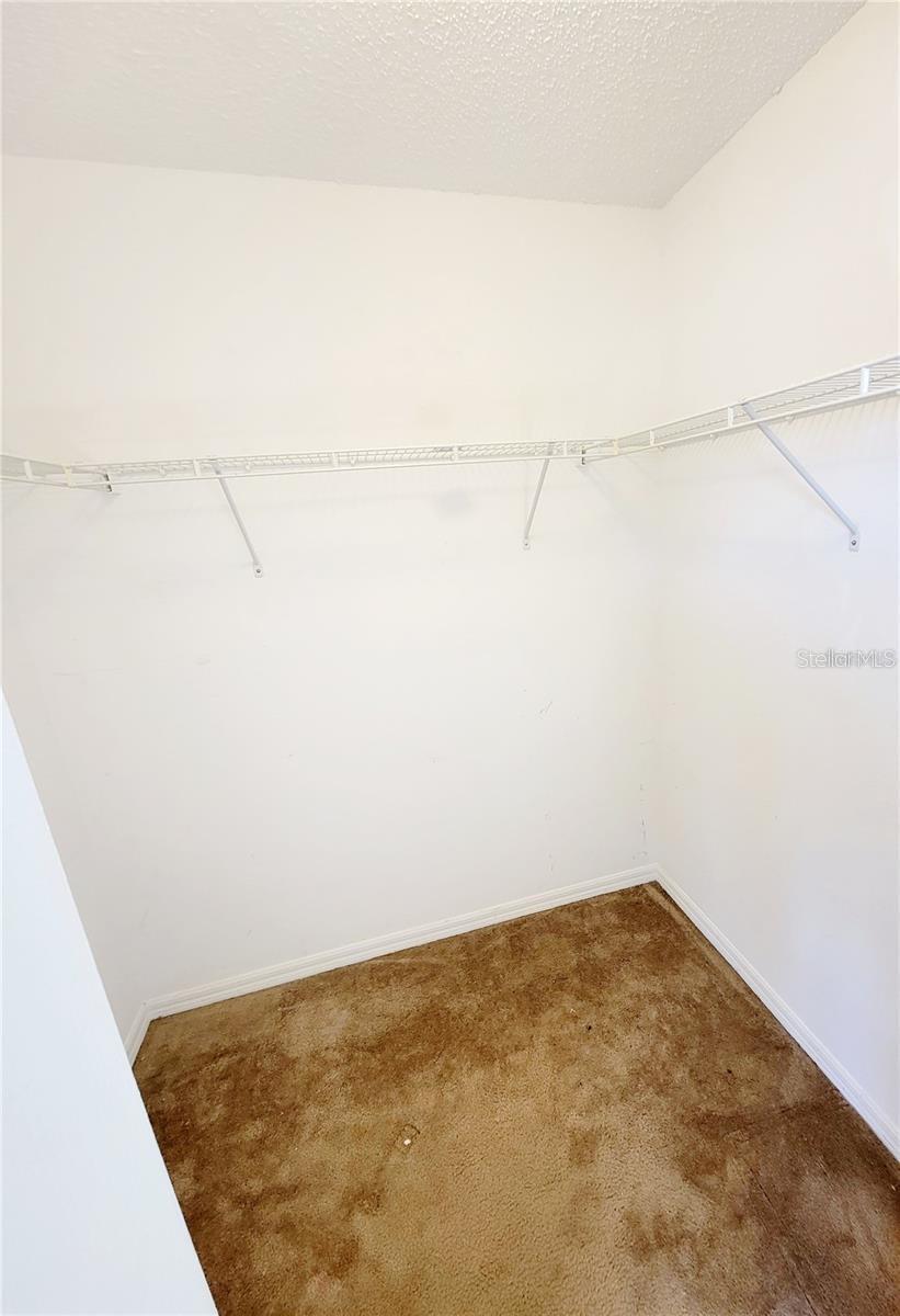 Image 15 of 18 For 4307 Winding River Way