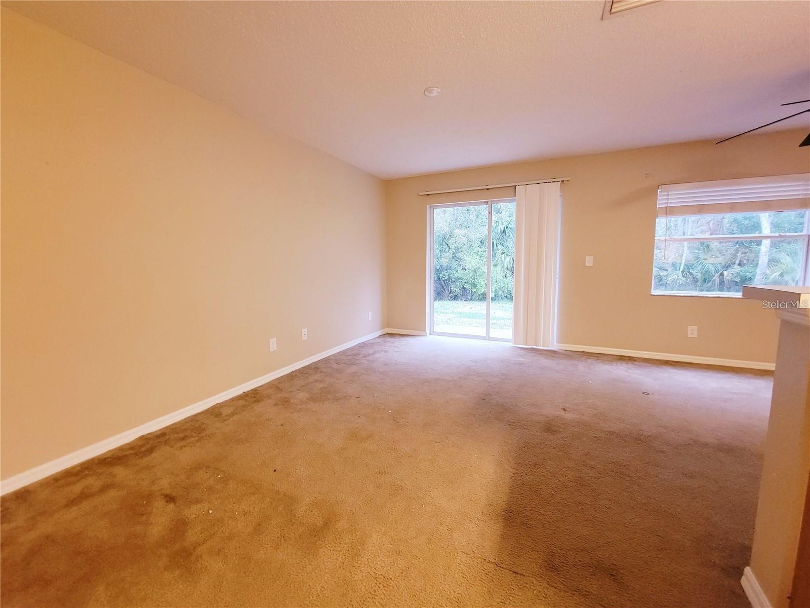 Image 4 of 18 For 4307 Winding River Way