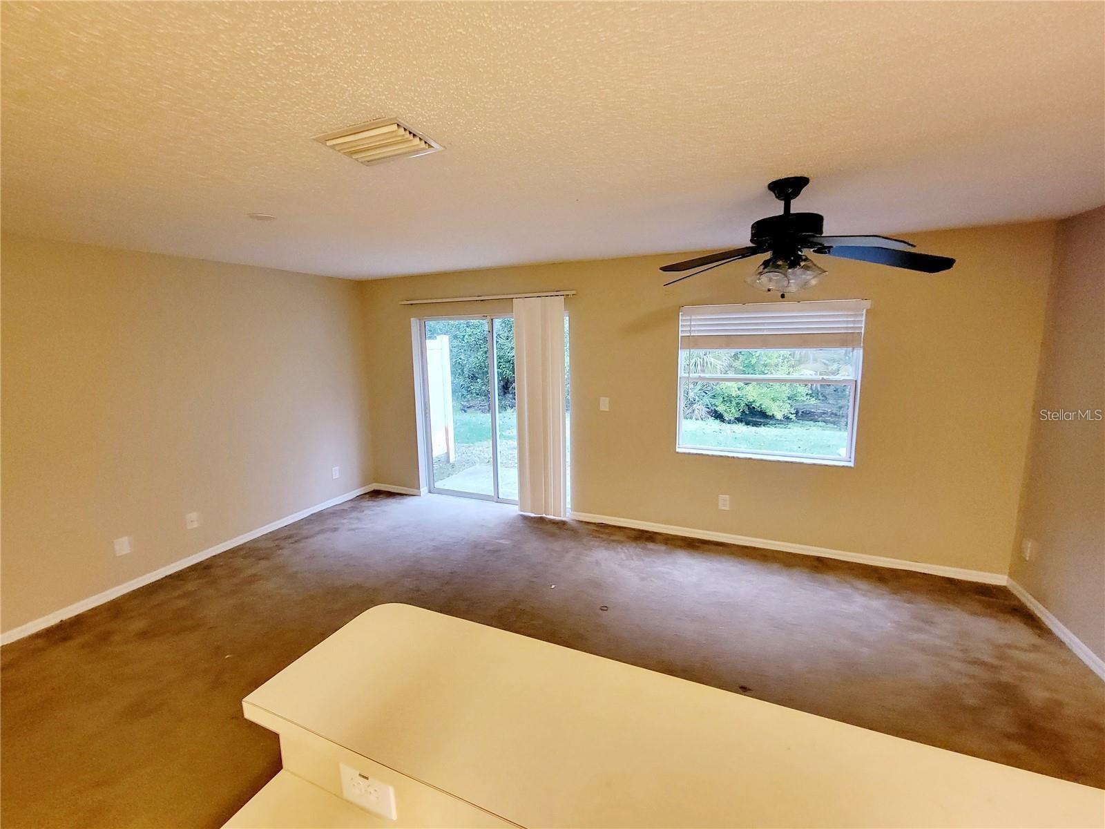 Image 5 of 18 For 4307 Winding River Way