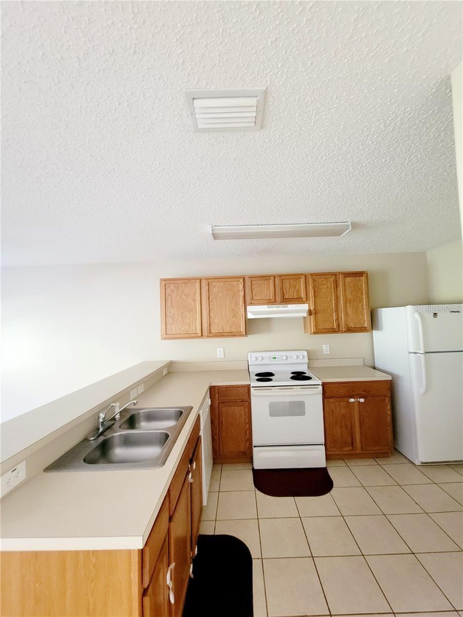 Image 6 of 18 For 4307 Winding River Way