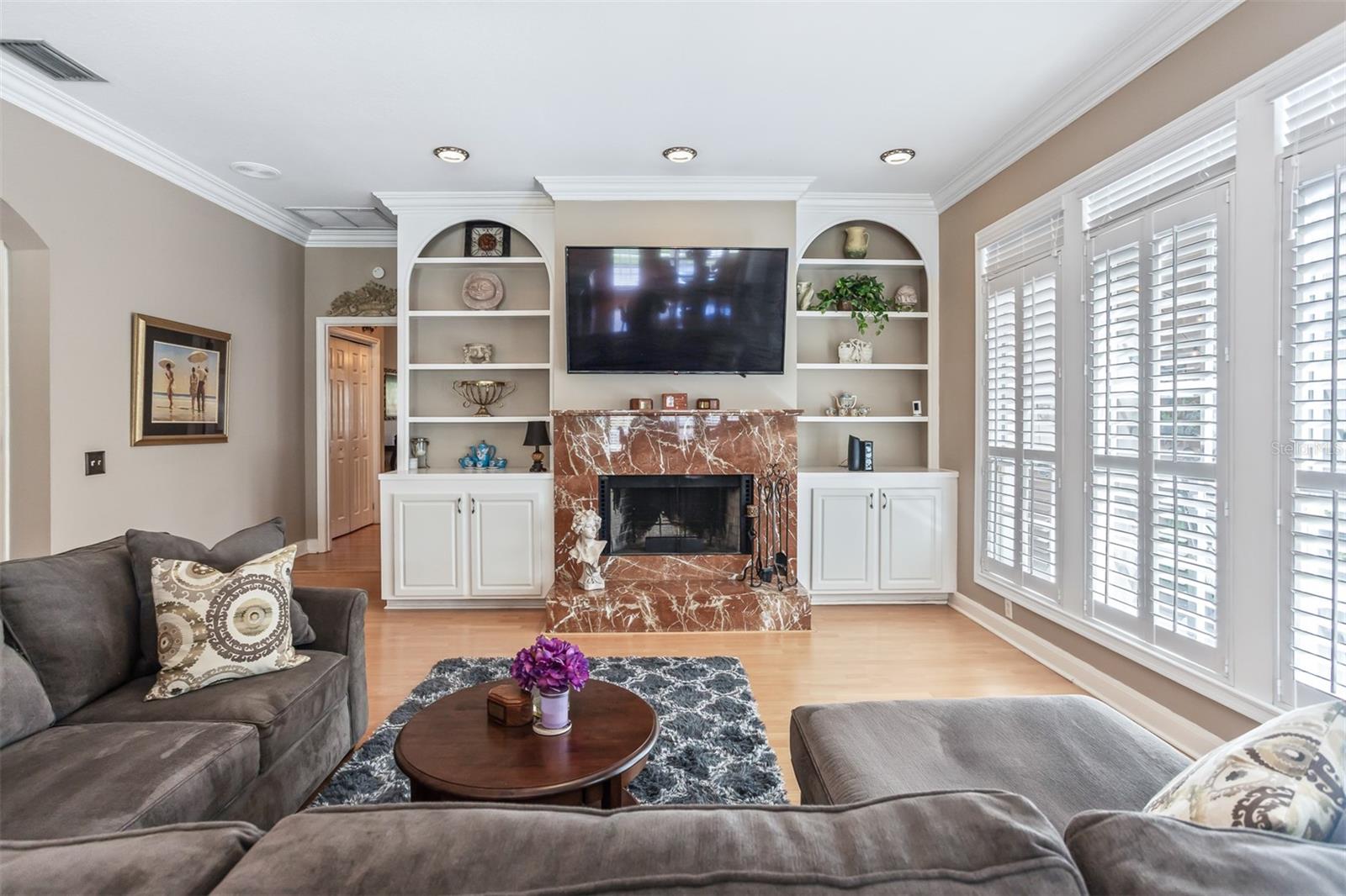 Image 18 of 56 For 4535 Beachway Drive