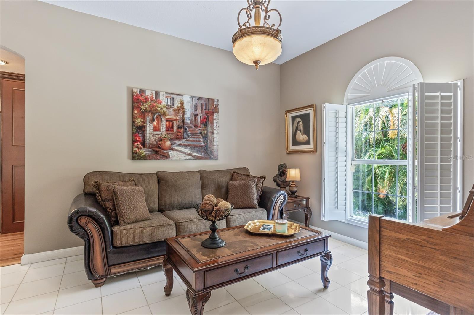 Image 29 of 56 For 4535 Beachway Drive