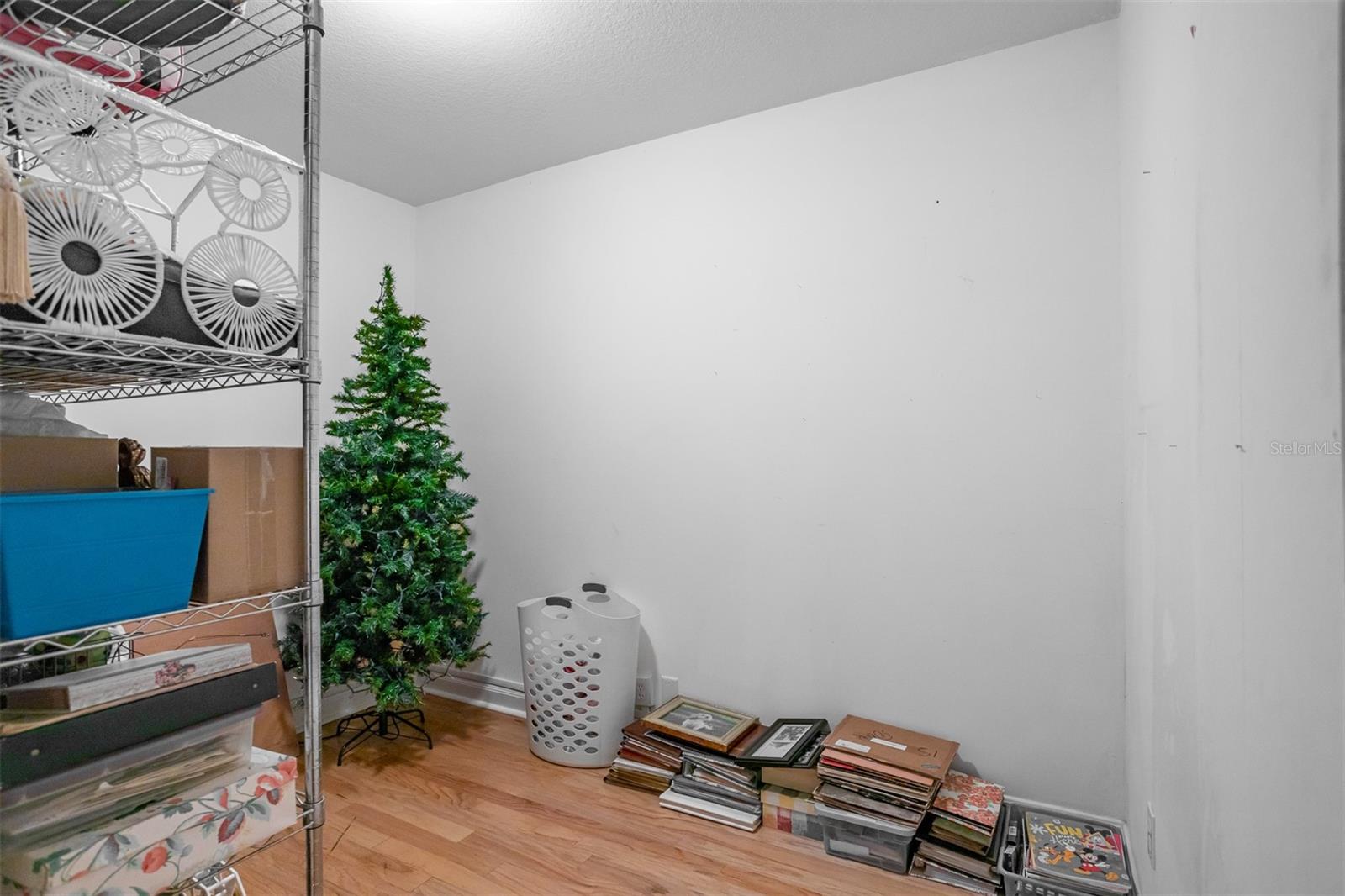 Image 39 of 56 For 4535 Beachway Drive