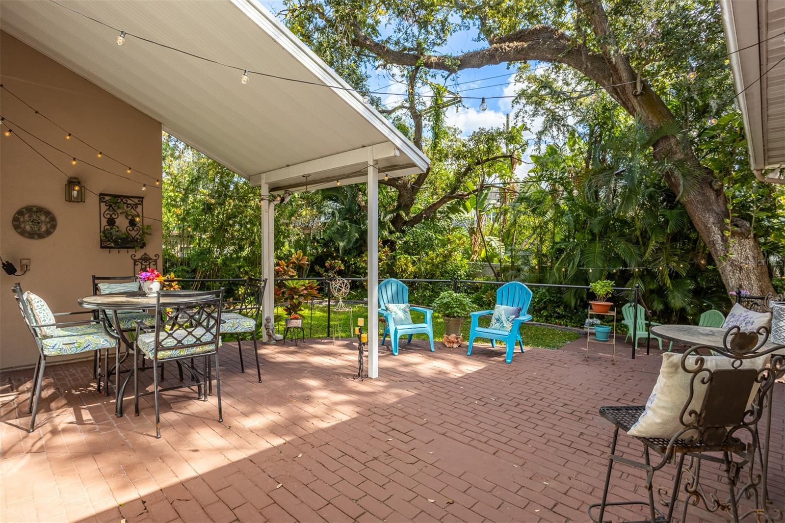 Image 43 of 56 For 4535 Beachway Drive